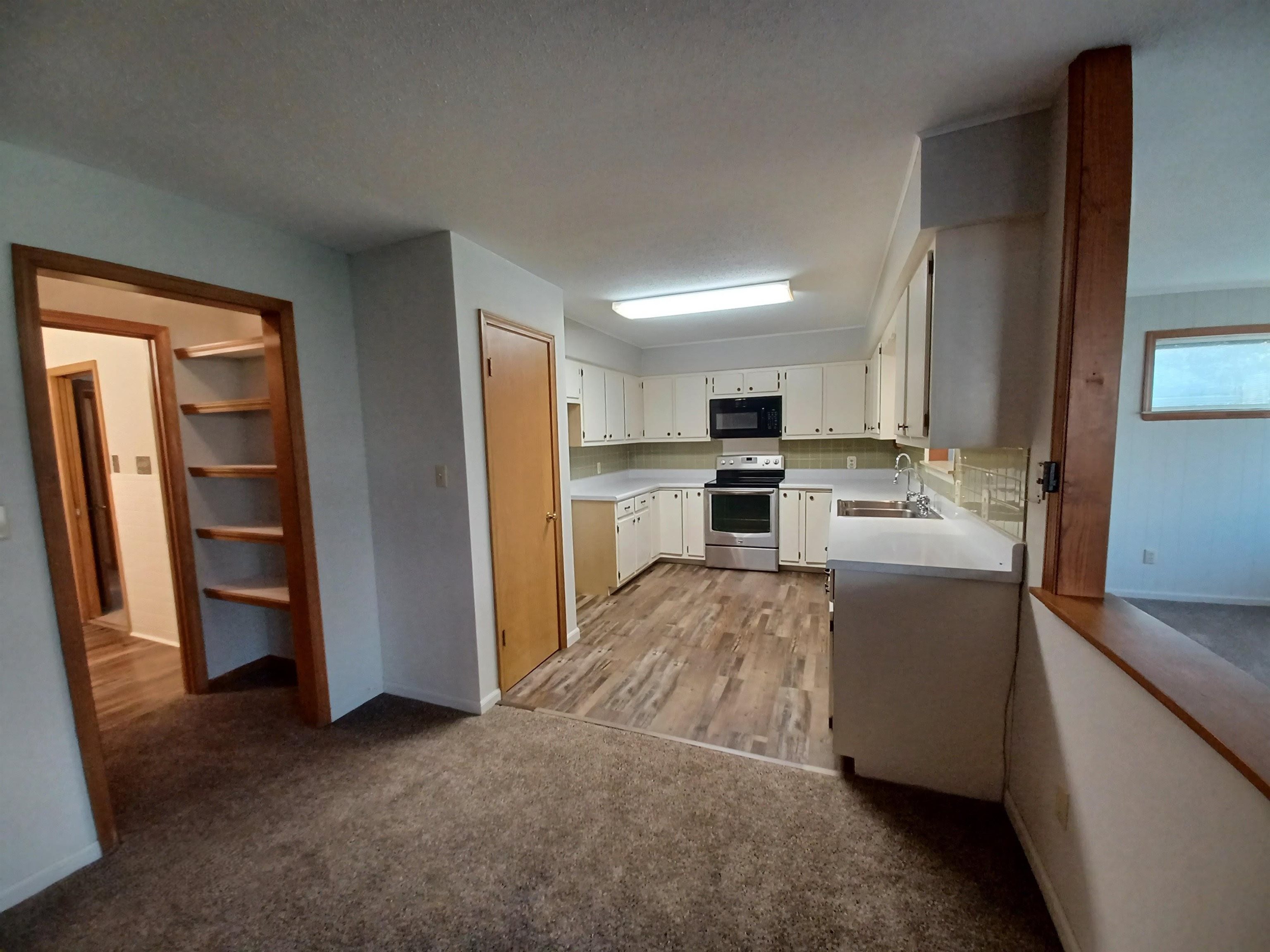 Photo 4 - Residential for sale – 904 S Manor   Horseshoe Bend, AR