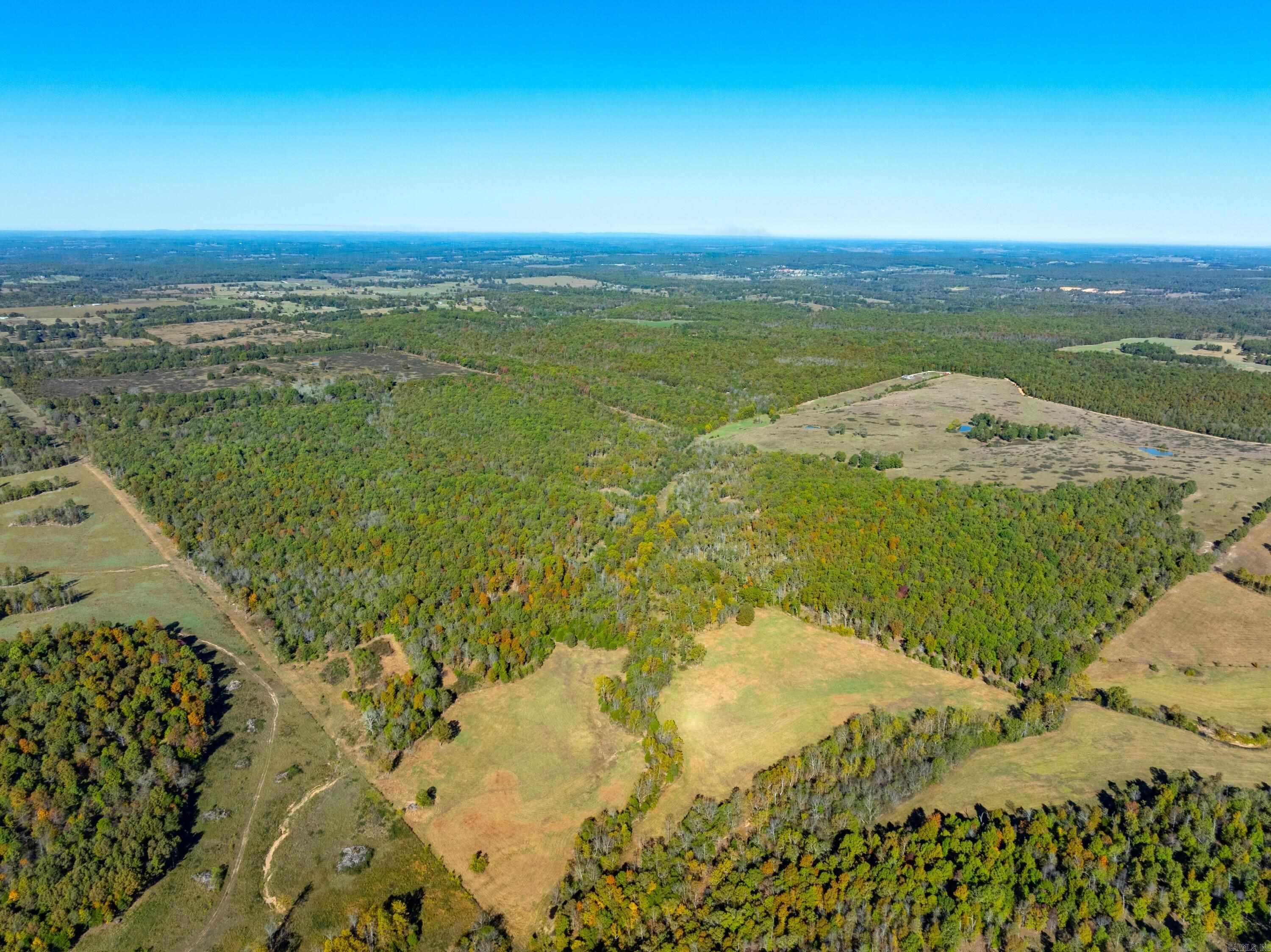 Photo 14 - Residential for sale – 717  Green Valley Ln   Viola, AR