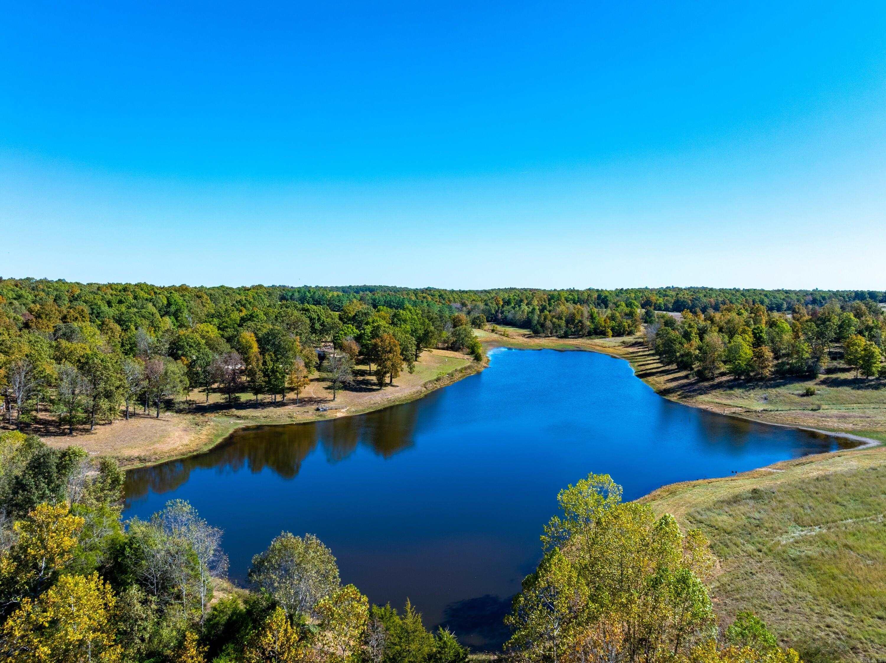 Photo 3 - Residential for sale – 717  Green Valley Ln   Viola, AR