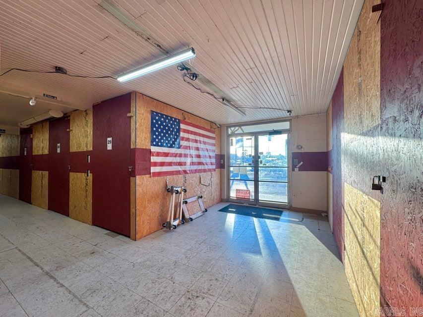 Photo 4 - Commercial / Industrial for sale – 1989  Batesville   Southside, AR