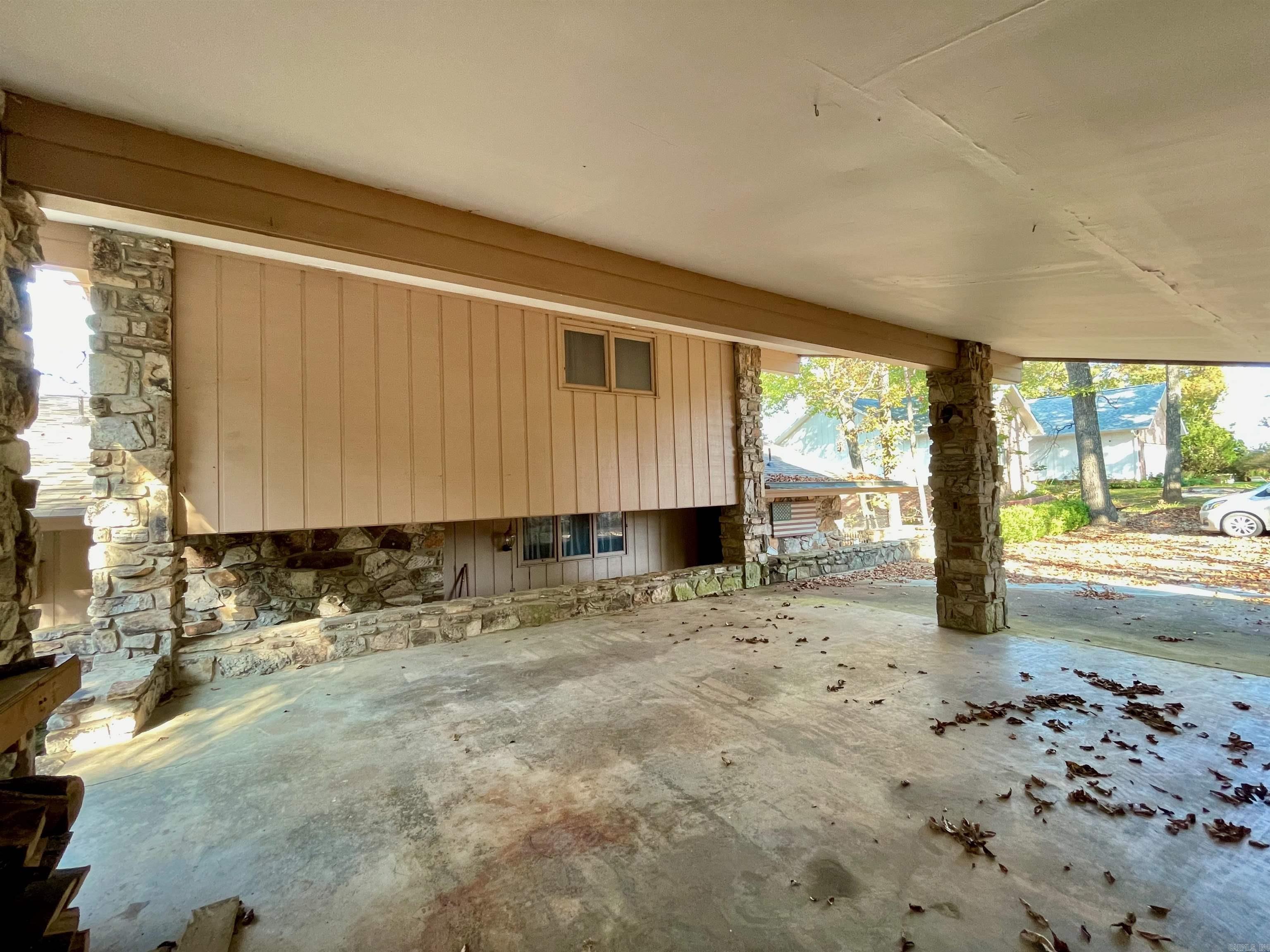 Photo 12 - Residential for sale – 135  Iroquois Dr   Cherokee Village, AR