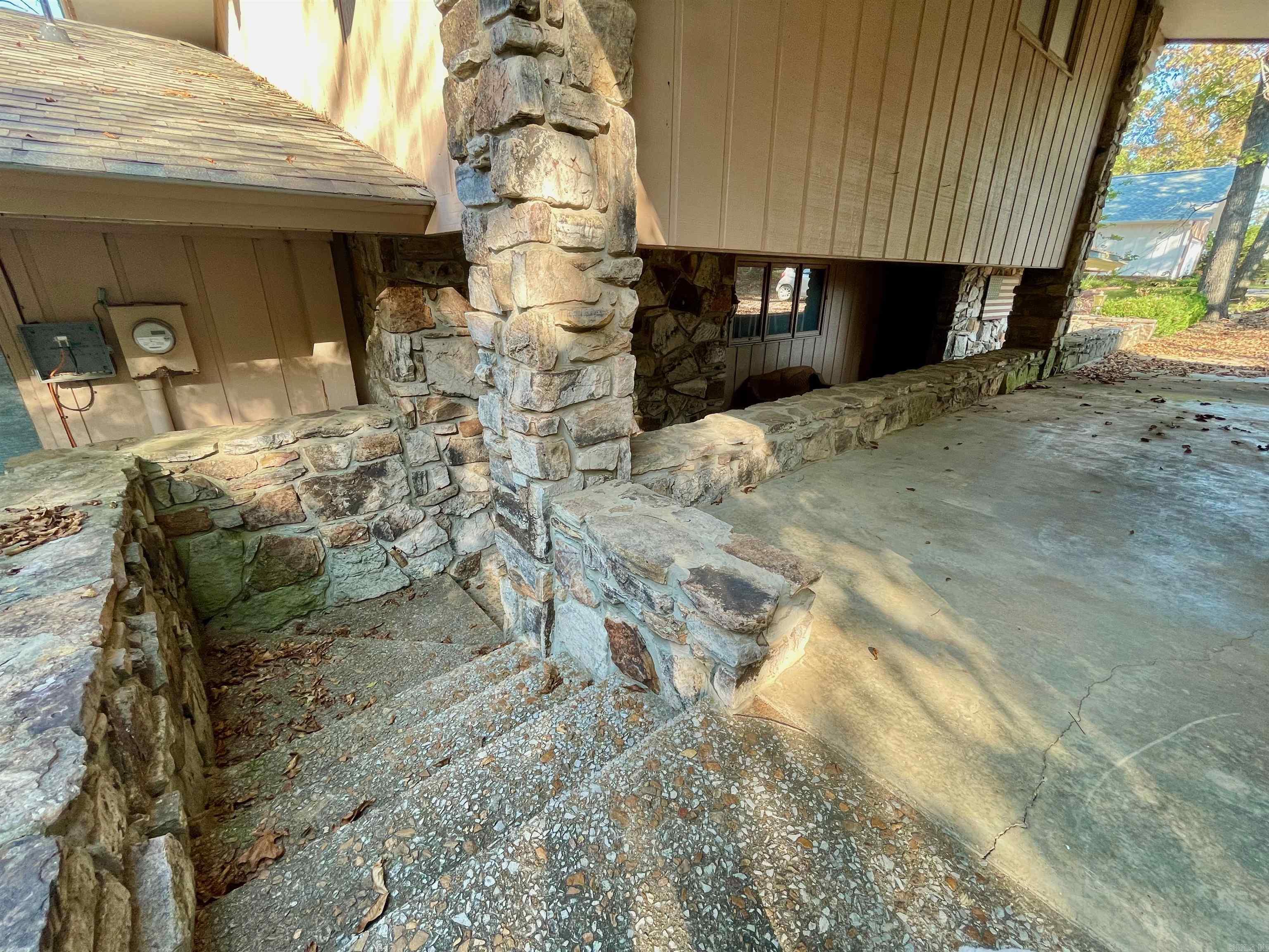 Photo 13 - Residential for sale – 135  Iroquois Dr   Cherokee Village, AR