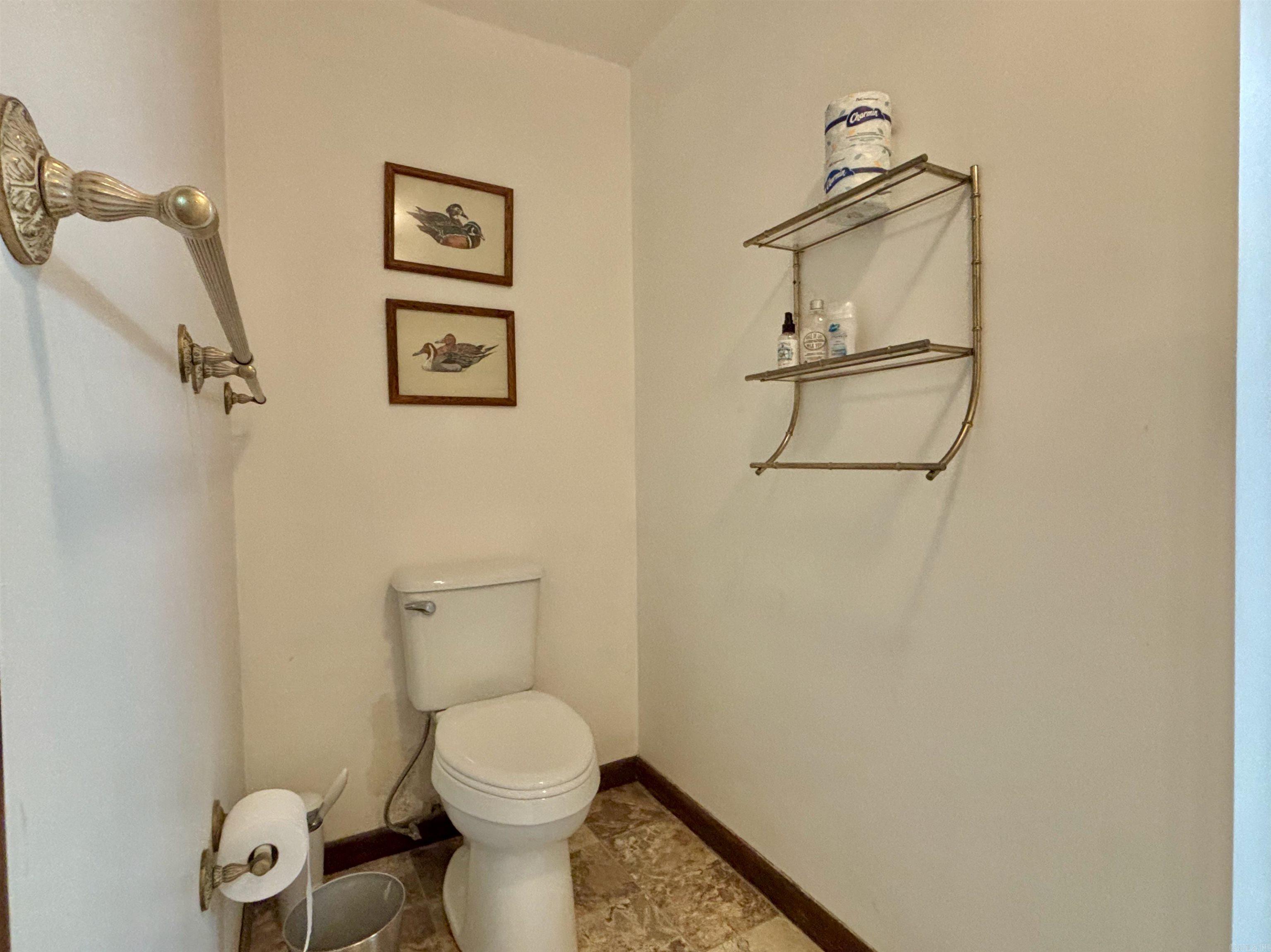 Photo 31 - Residential for sale – 135  Iroquois Dr   Cherokee Village, AR