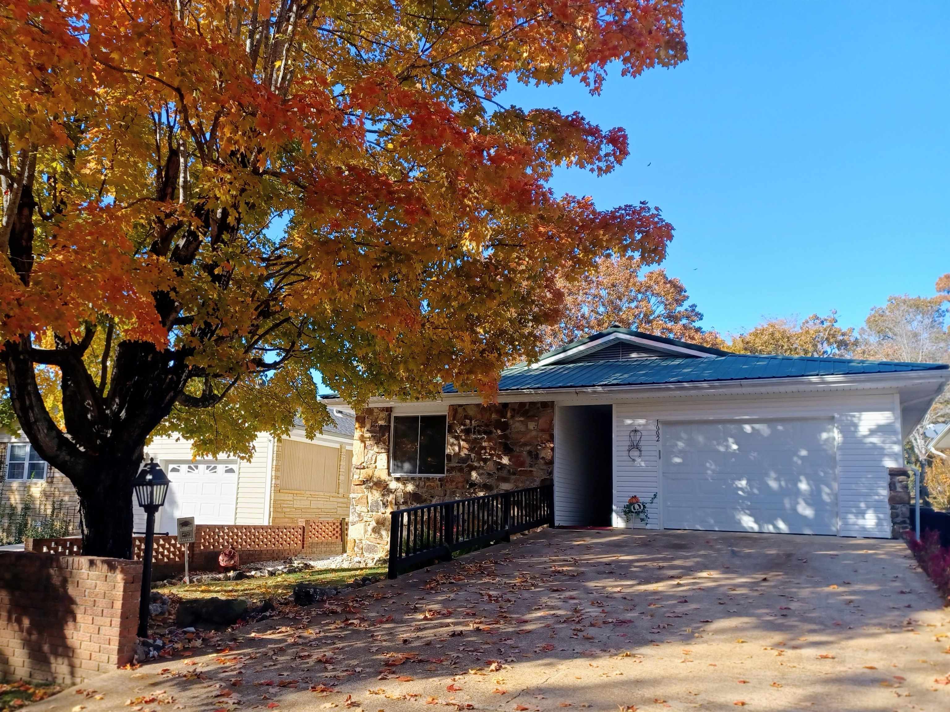 Photo 18 - Residential for sale – 1002 S Manor   Horseshoe Bend, AR