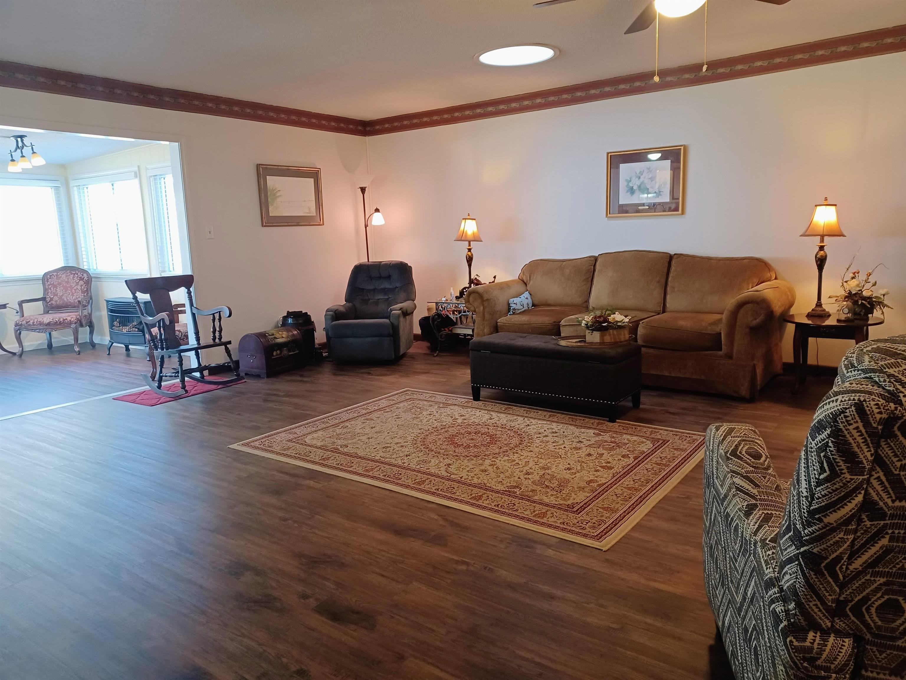 Photo 3 - Residential for sale – 1002 S Manor   Horseshoe Bend, AR