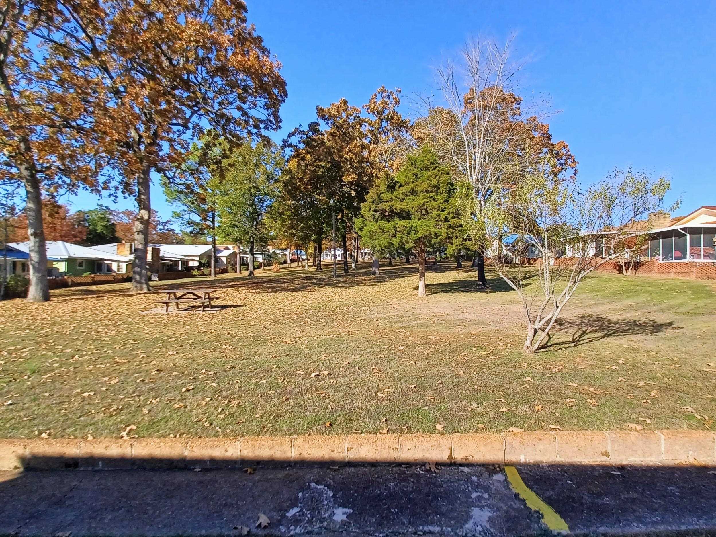 Photo 24 - Residential for sale – 1002 S Manor   Horseshoe Bend, AR