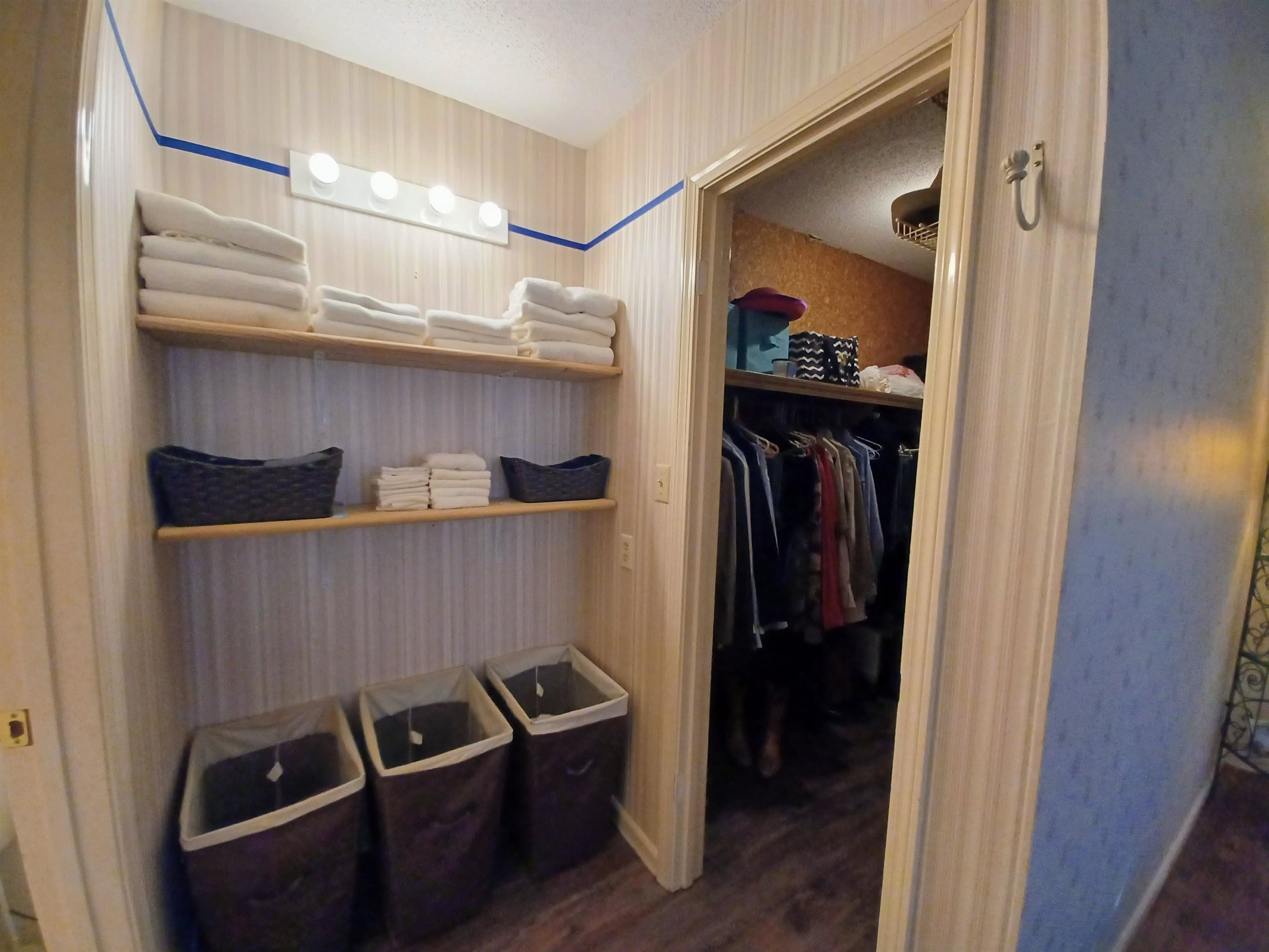 Photo 9 - Residential for sale – 1002 S Manor   Horseshoe Bend, AR