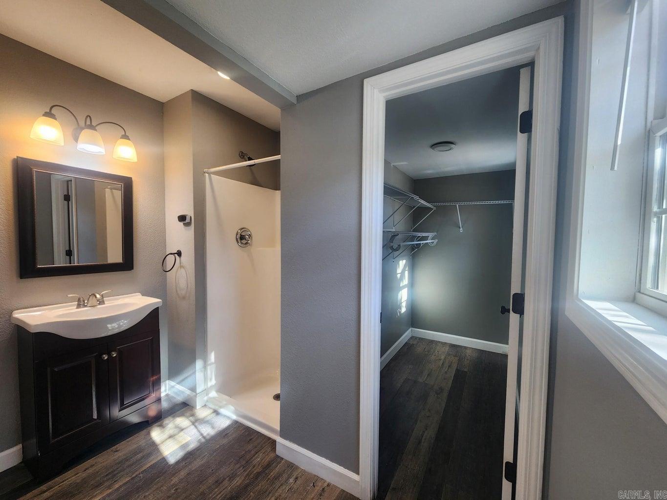 Photo 9 - Residential for sale – 205 E Pine   Batesville, AR