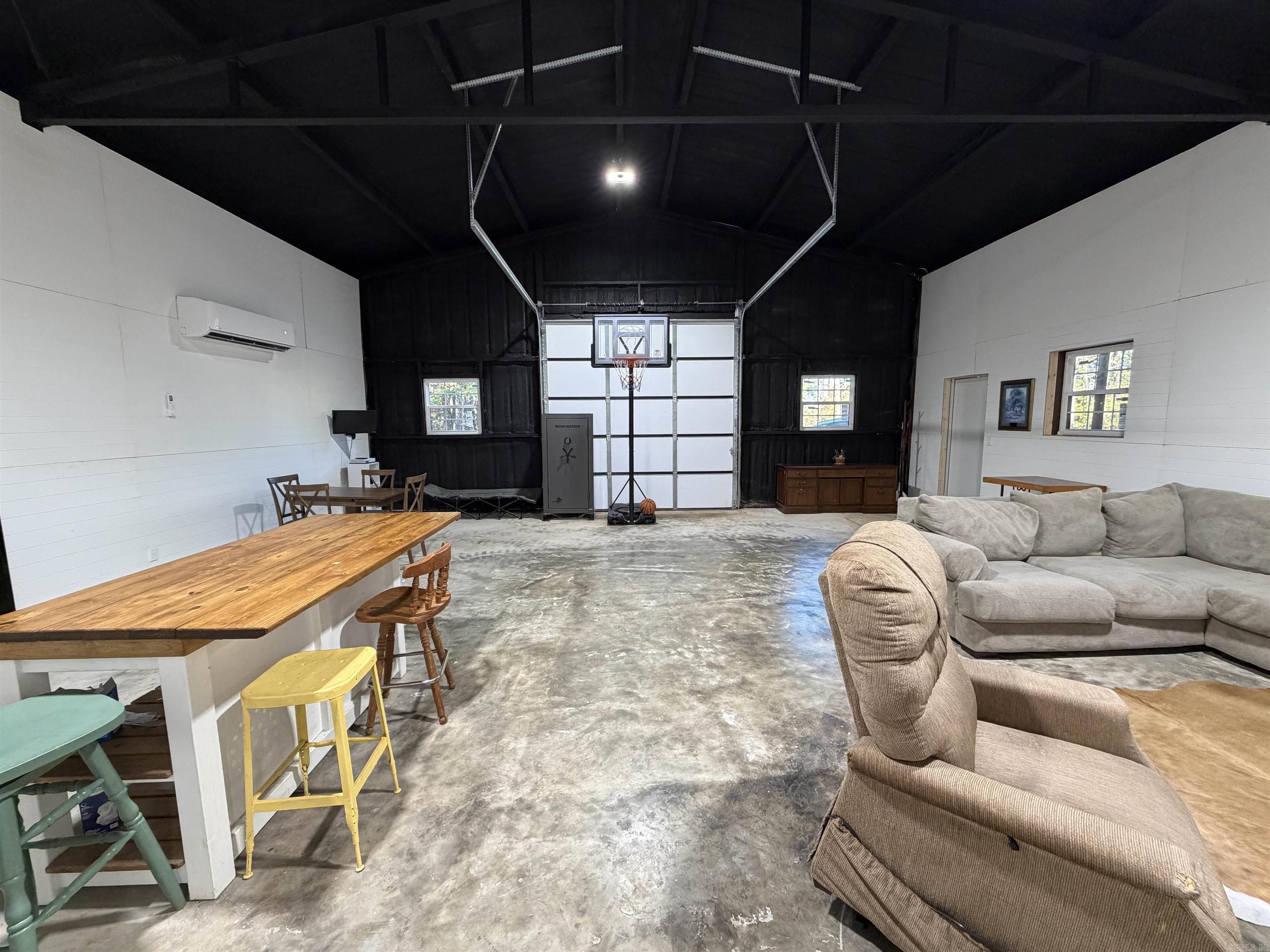 Photo 11 - Residential for sale – 3211  AR 56   Evening Shade, AR