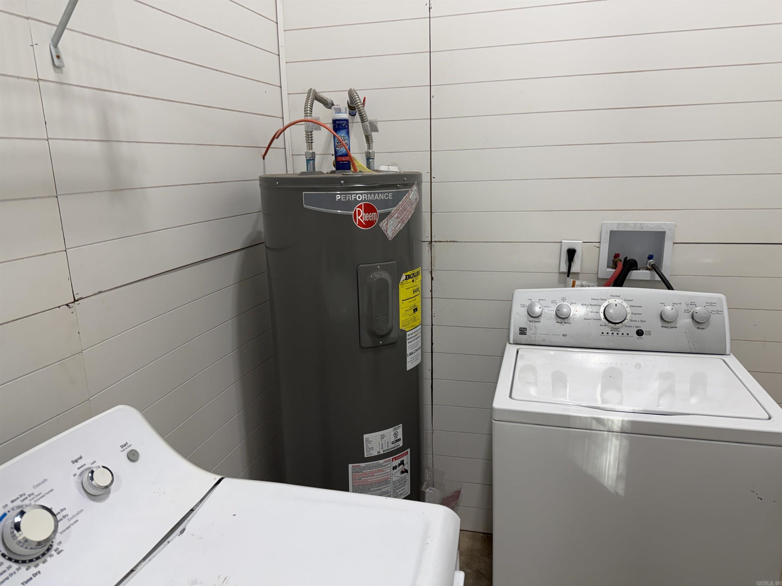 Photo 18 - Residential for sale – 3211  AR 56   Evening Shade, AR