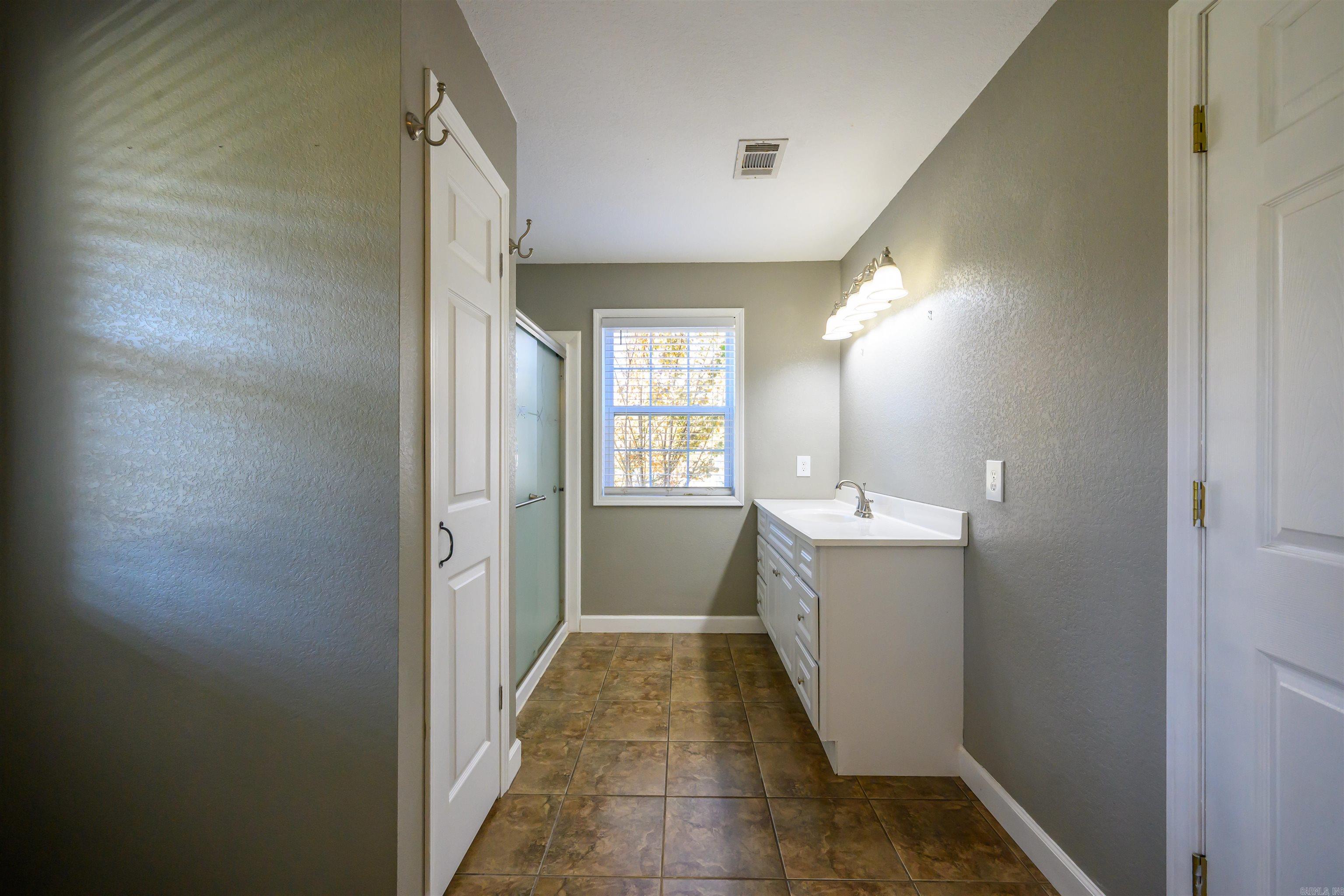 Photo 27 - Residential for sale – 497  McHue Rd.   Batesville, AR