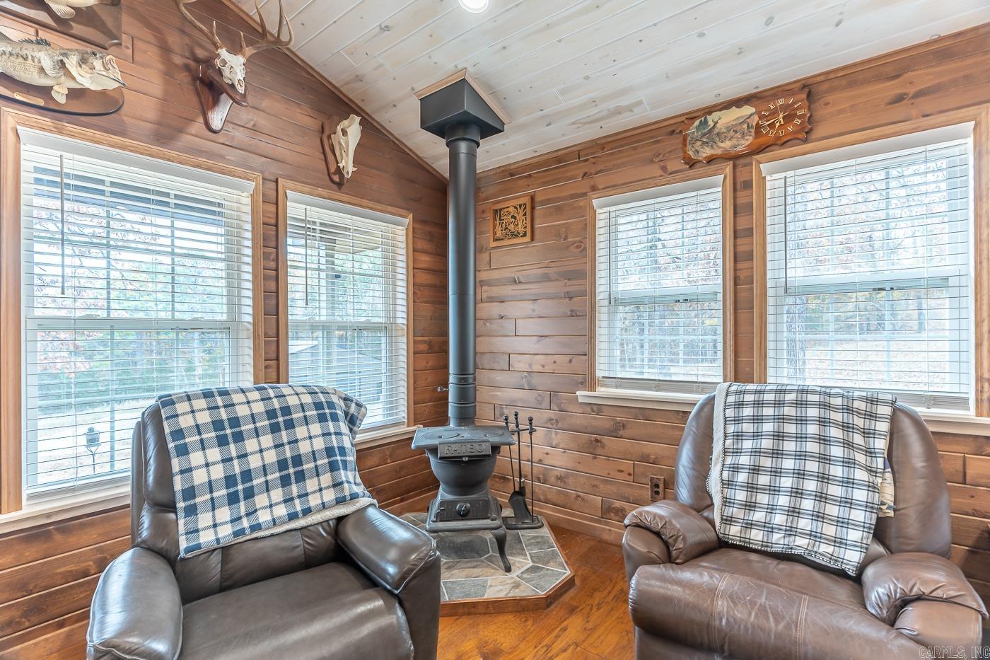 Photo 11 - Residential for sale – 421  Tail Star Trl   Elizabeth, AR