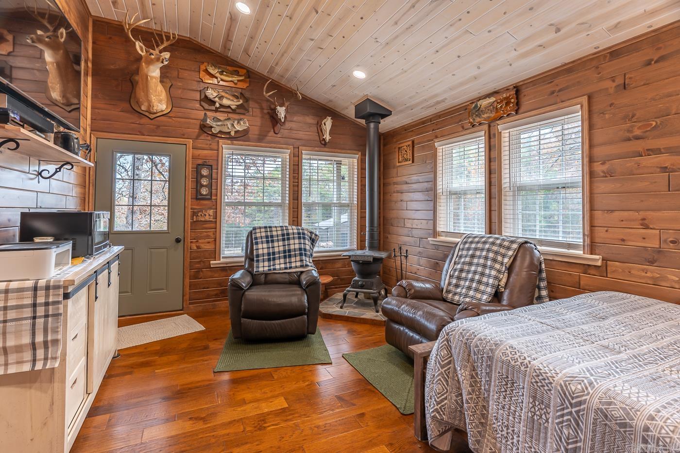 Photo 8 - Residential for sale – 421  Tail Star Trl   Elizabeth, AR