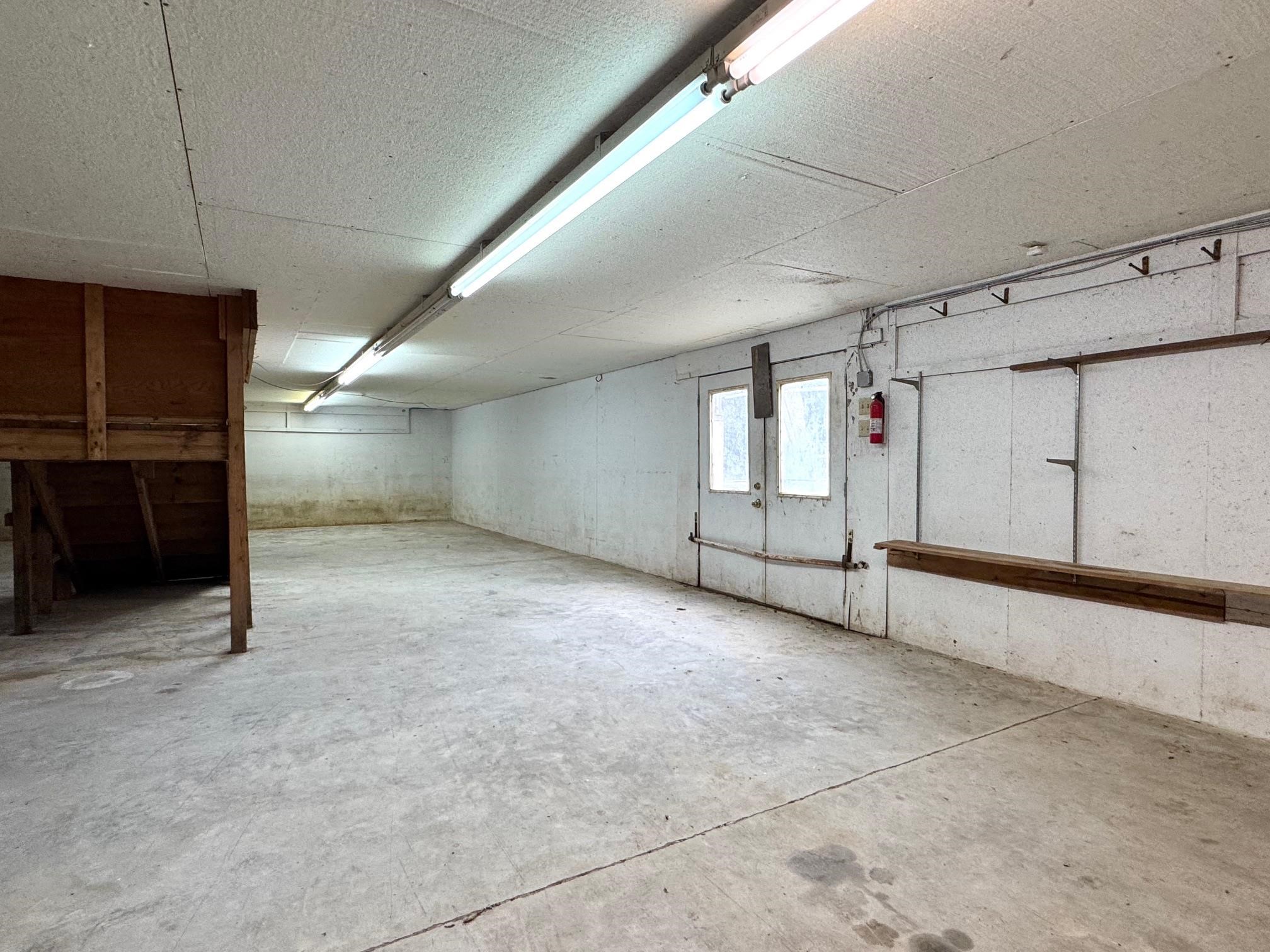 Photo 17 - Commercial / Industrial for sale – 5  Spring   Hardy, AR