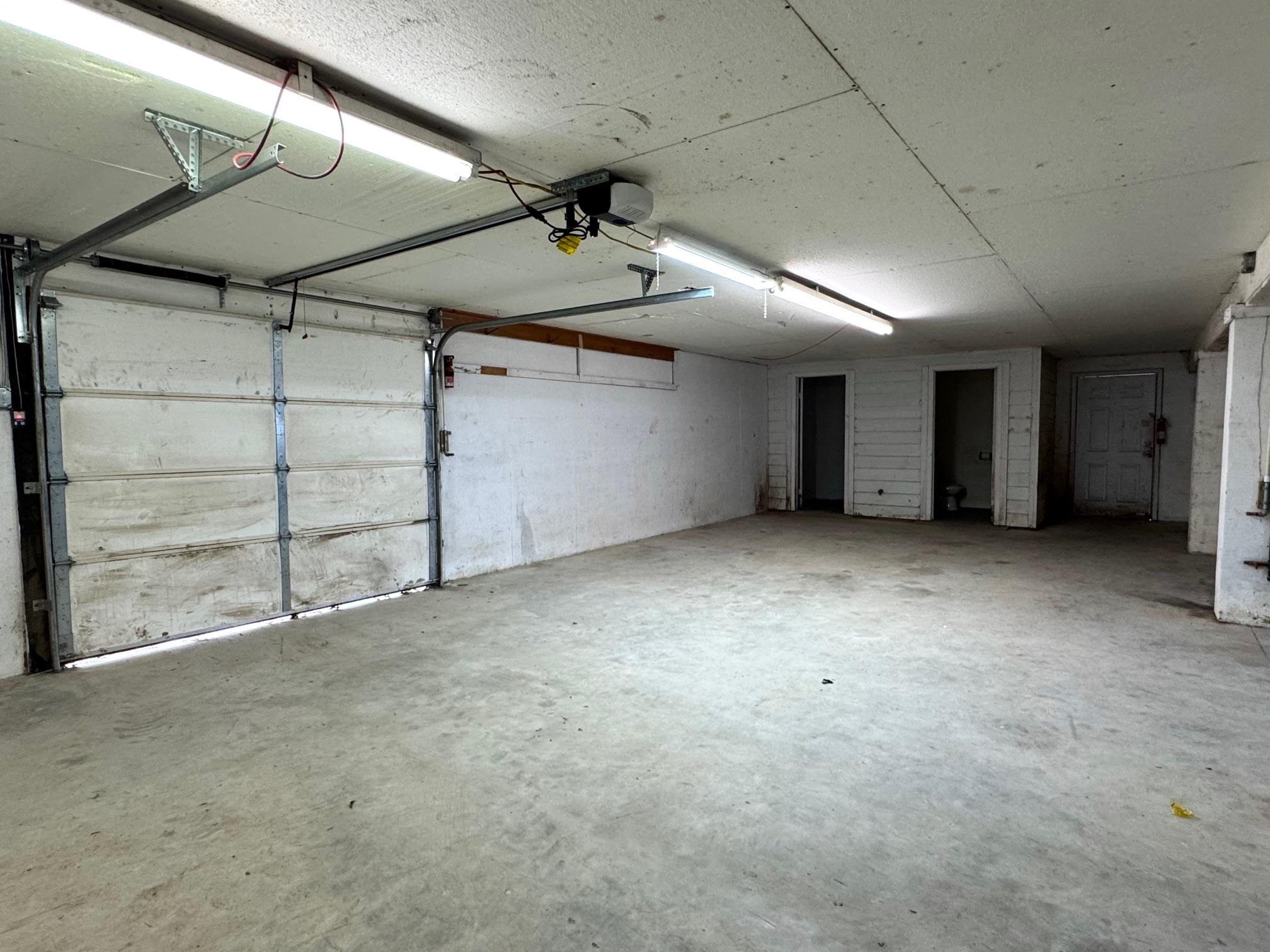 Photo 19 - Commercial / Industrial for sale – 5  Spring   Hardy, AR