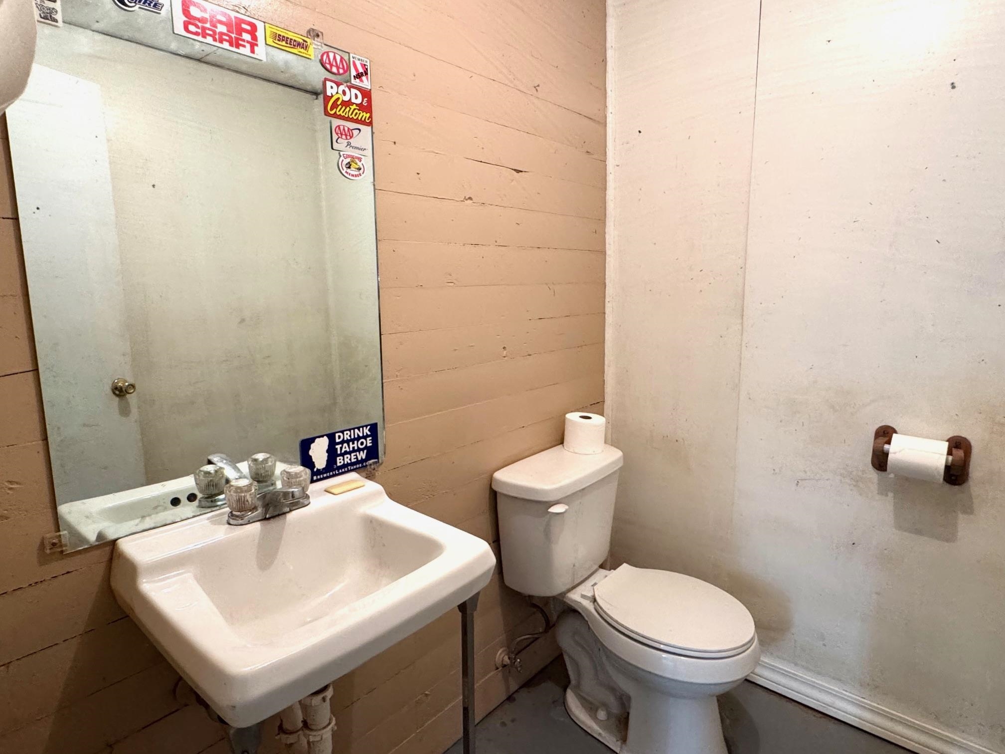 Photo 21 - Commercial / Industrial for sale – 5  Spring   Hardy, AR