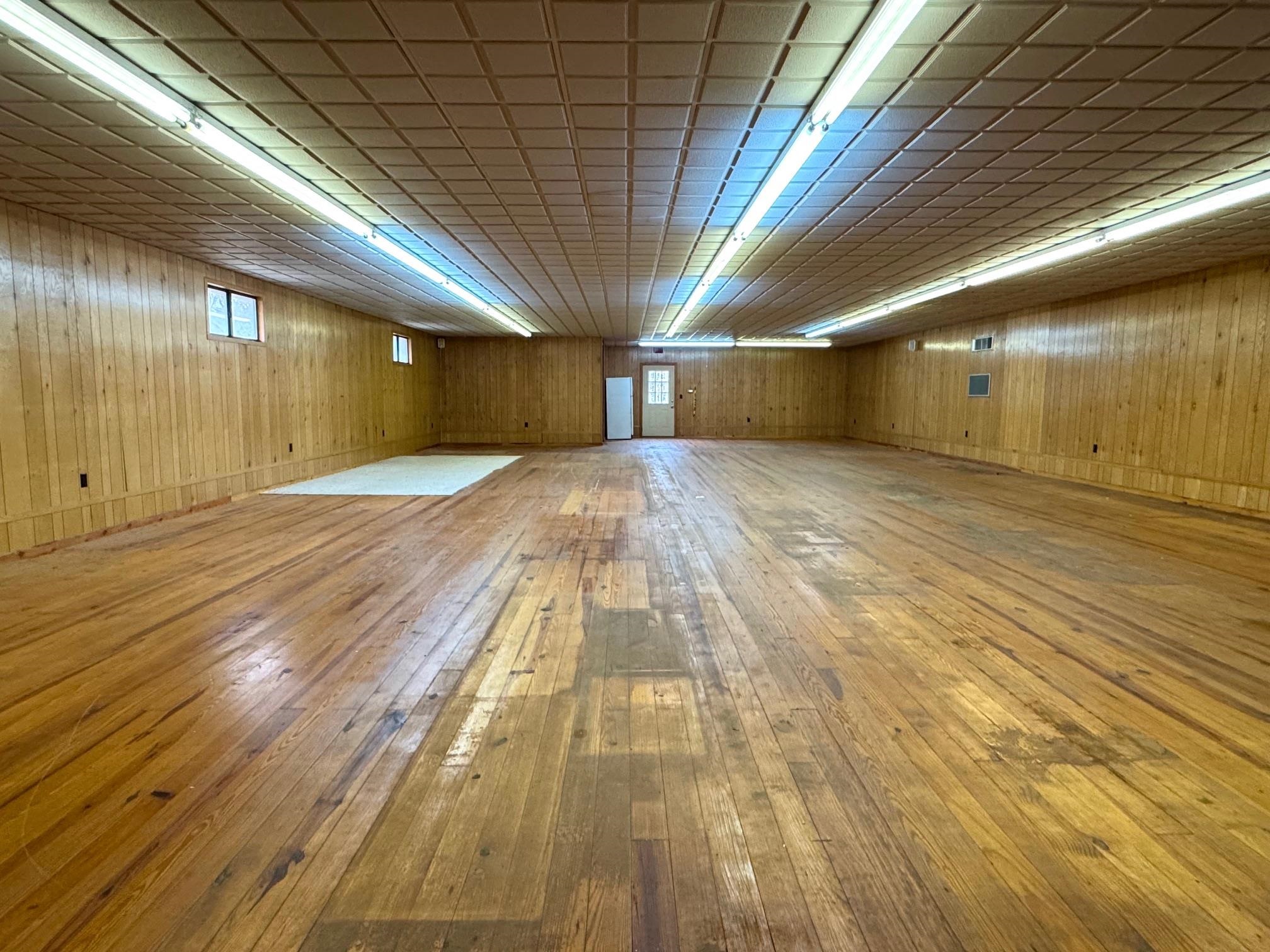 Photo 7 - Commercial / Industrial for sale – 5  Spring   Hardy, AR