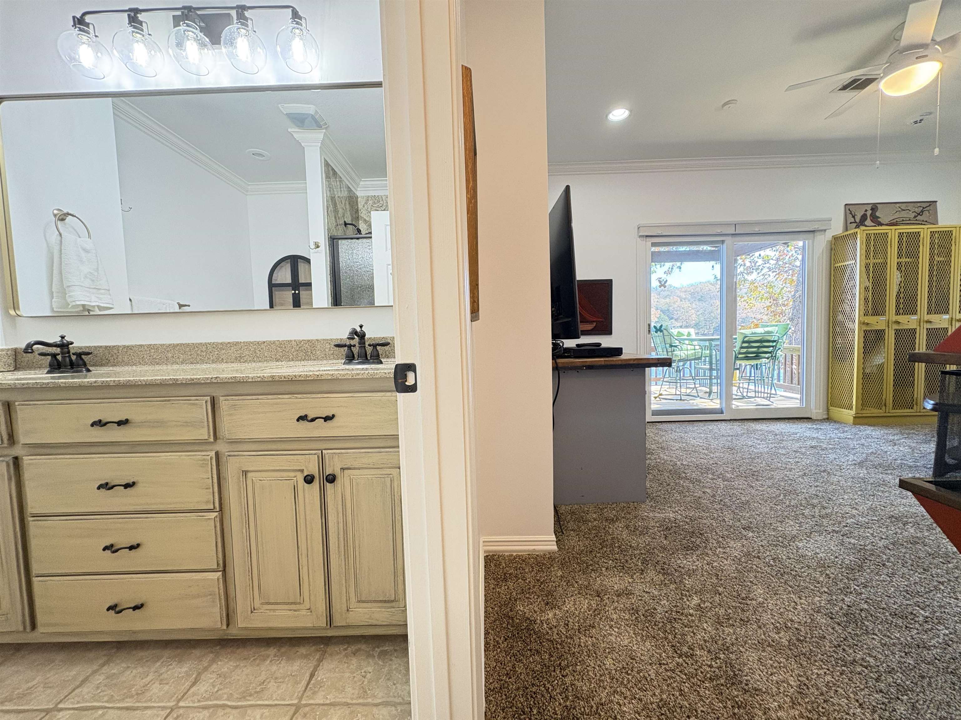 Photo 20 - Residential for sale – 1 W Lakeshore   Cherokee Village, AR