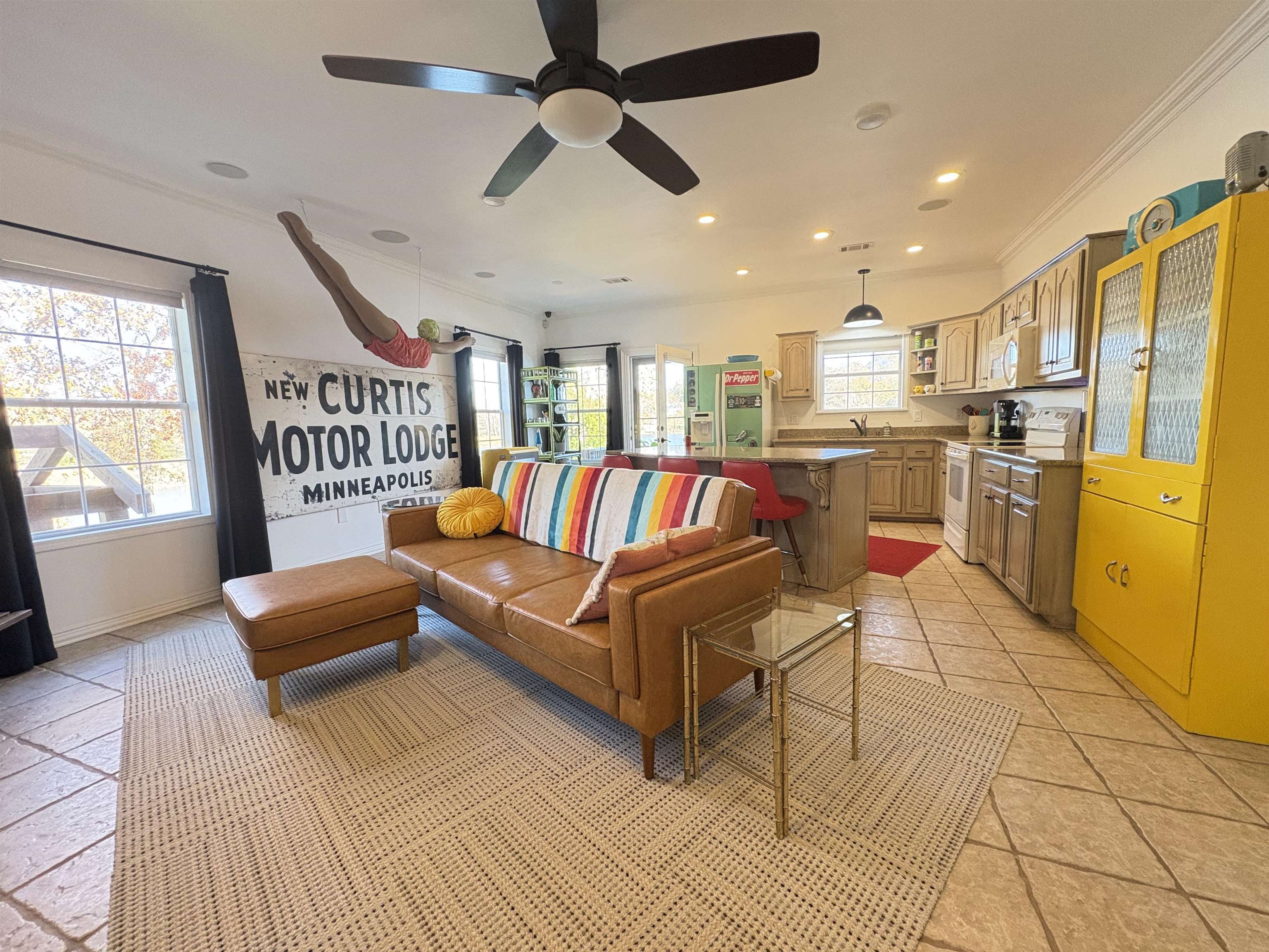 Photo 4 - Residential for sale – 1 W Lakeshore   Cherokee Village, AR