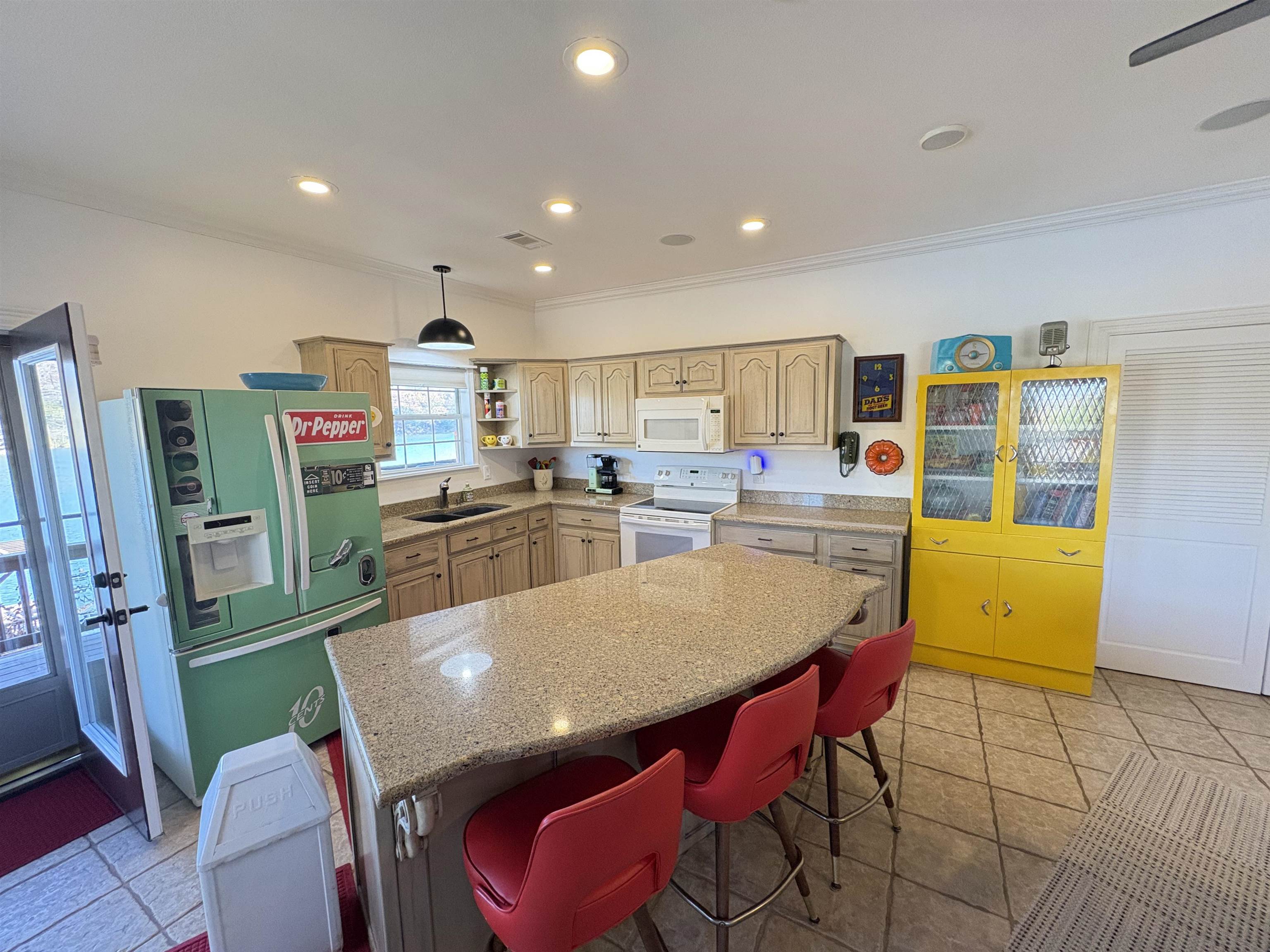 Photo 7 - Residential for sale – 1 W Lakeshore   Cherokee Village, AR