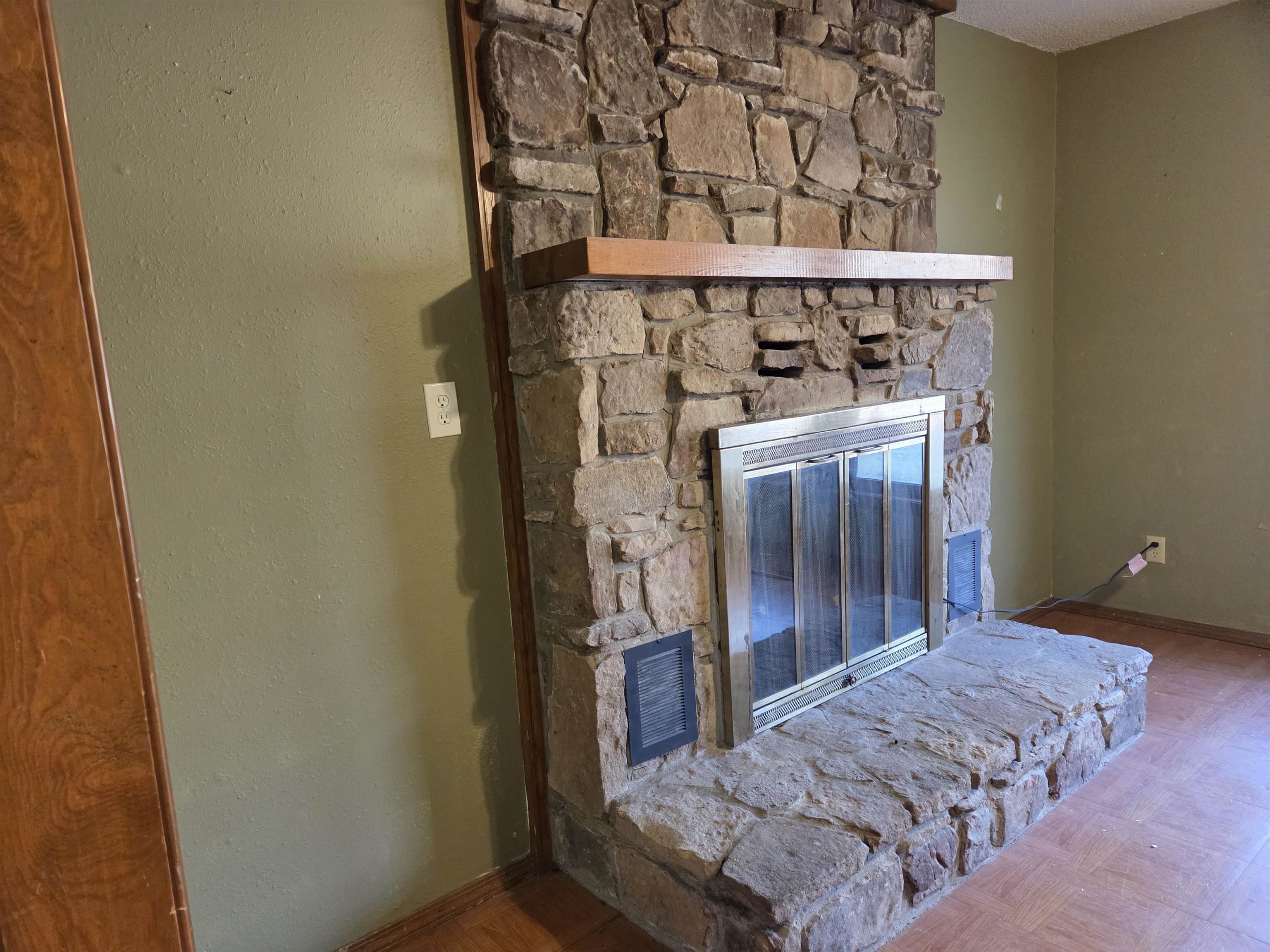 Photo 7 - Residential for sale – 156  Pottawattamie   Cherokee Village, AR