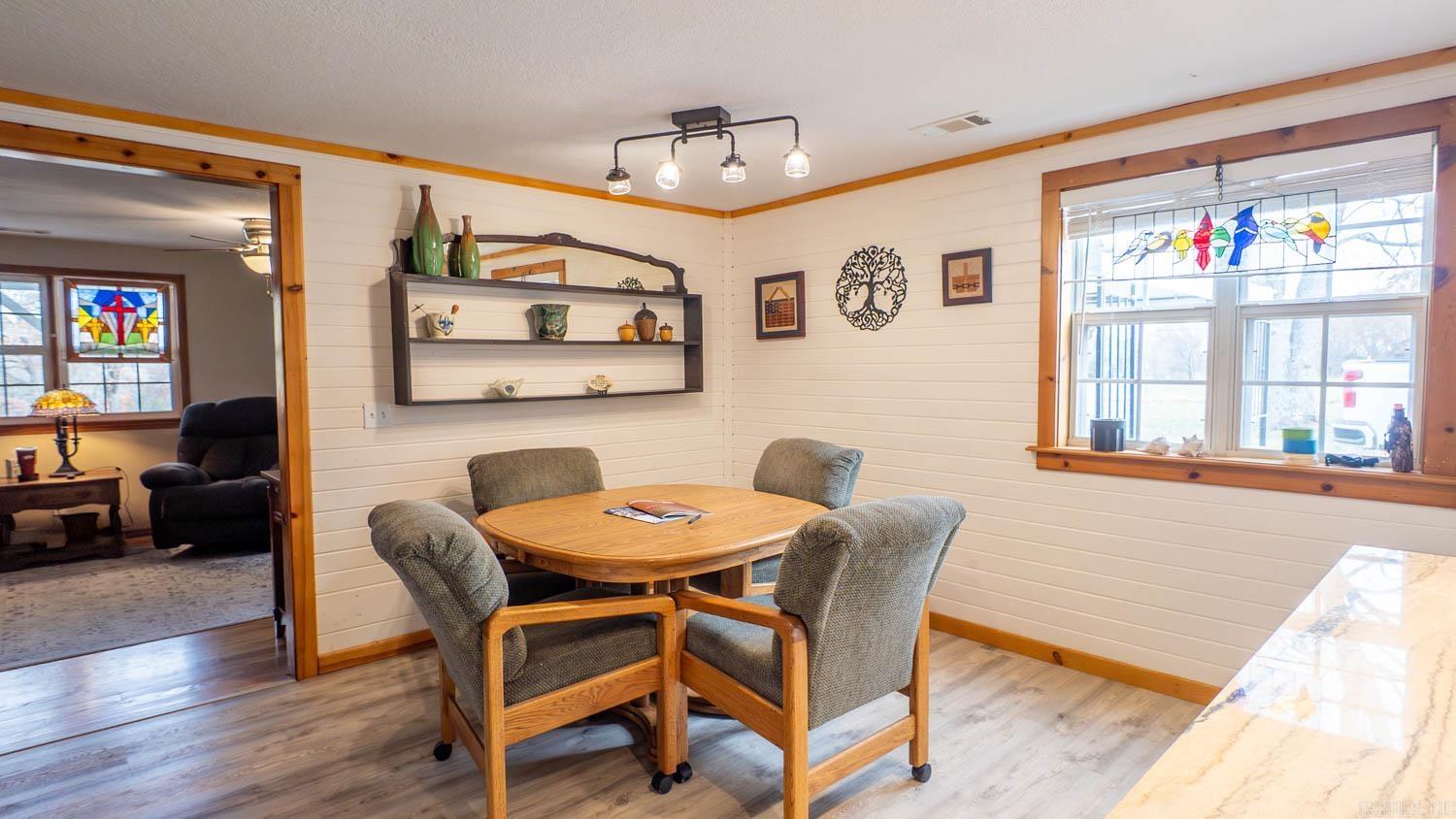 Photo 13 - Residential for sale – 1145  Broadleaf Road   Mammoth Spring, AR