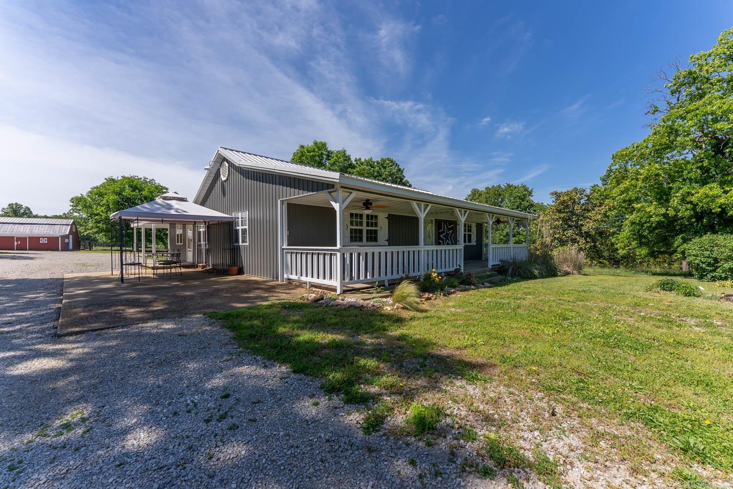 Photo 3 - Residential for sale – 1145  Broadleaf Road   Mammoth Spring, AR