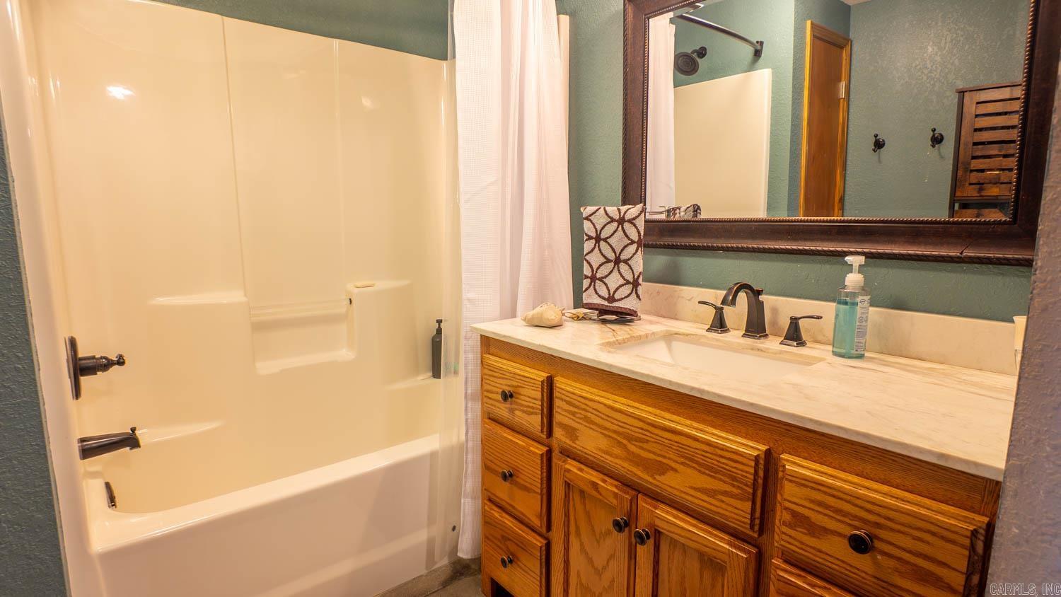 Photo 21 - Residential for sale – 1145  Broadleaf Road   Mammoth Spring, AR