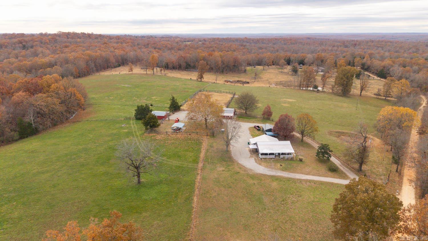 Photo 5 - Residential for sale – 1145  Broadleaf Road   Mammoth Spring, AR