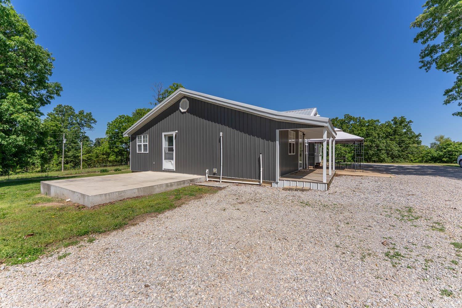 Photo 7 - Residential for sale – 1145  Broadleaf Road   Mammoth Spring, AR