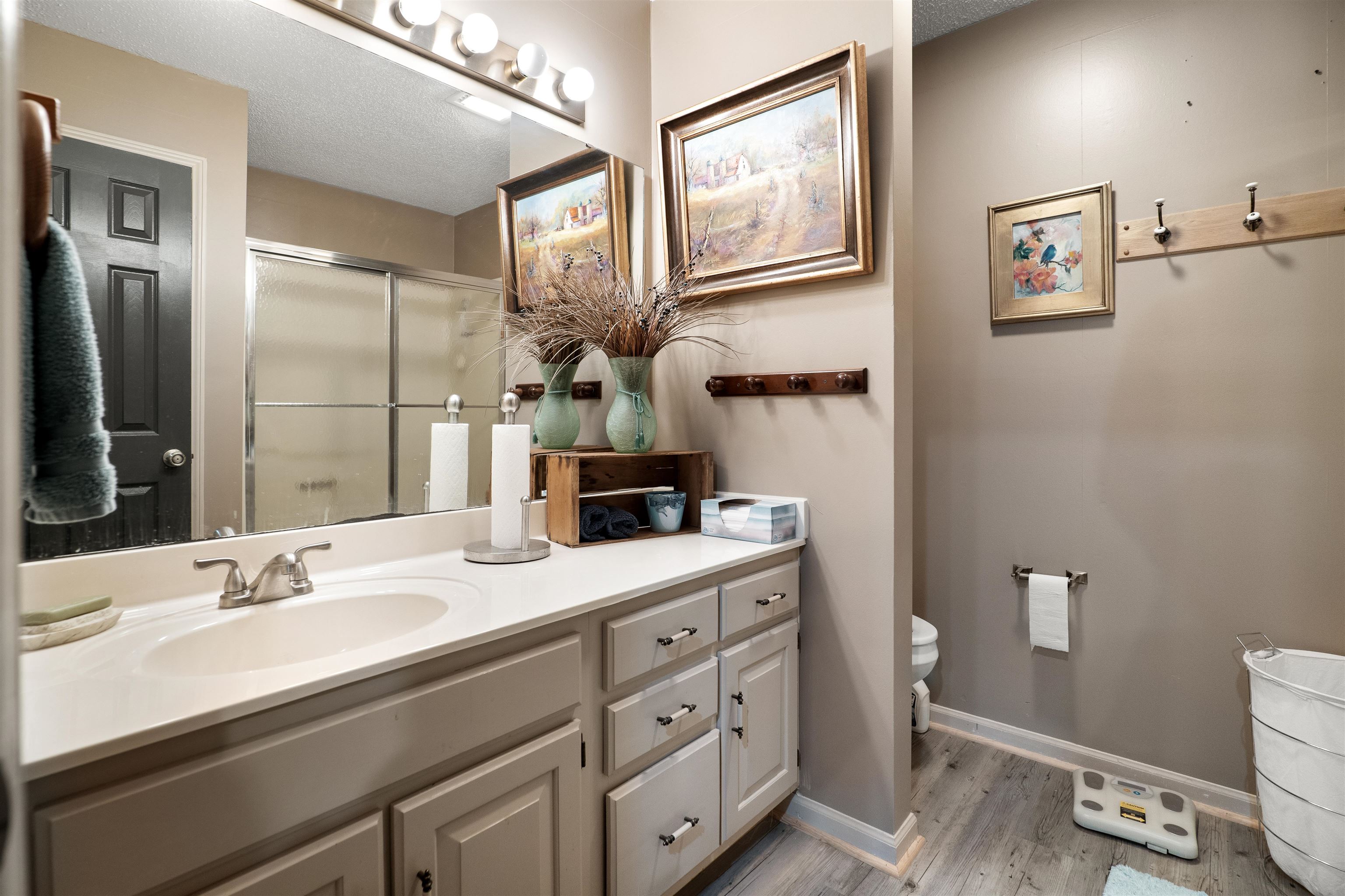 Photo 19 - Residential for sale – 45  Bluff   Hardy, AR