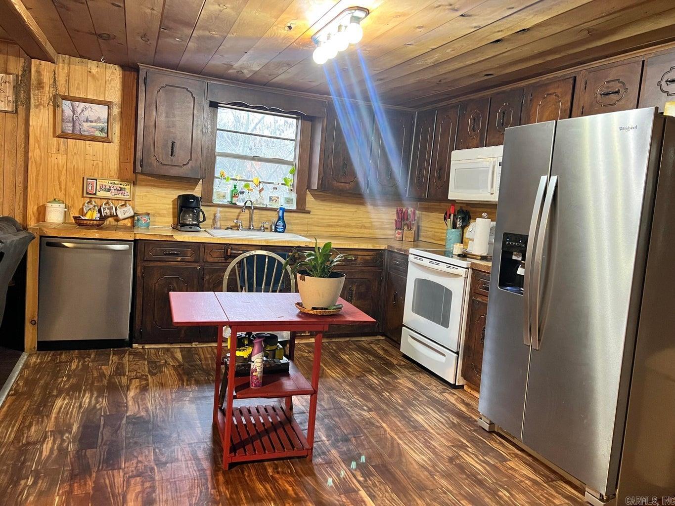 Photo 19 - Residential for sale – 2640  Cave Creek   Batesville, AR