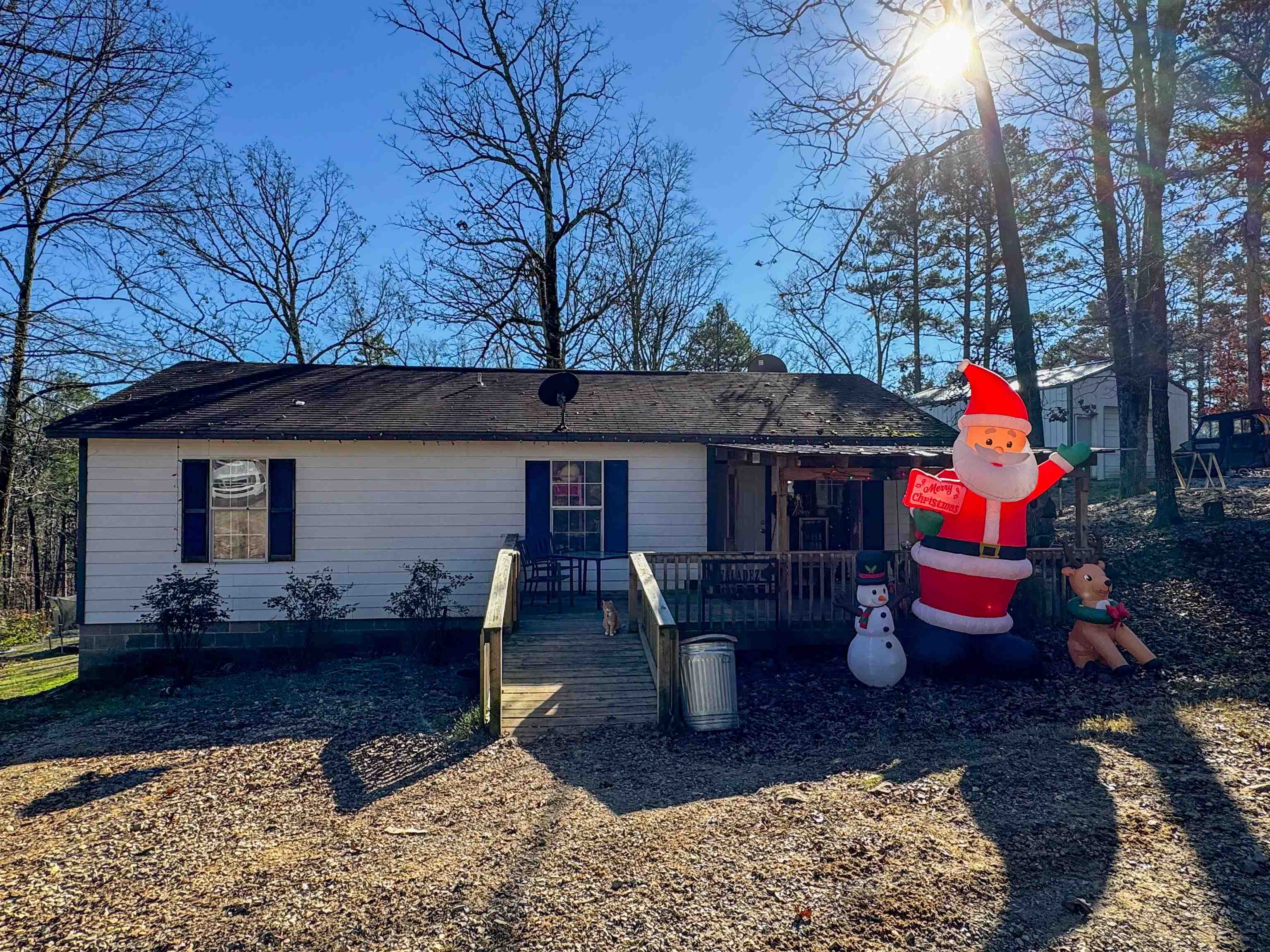 Residential for sale – 243  Medley Rd   Evening Shade, AR