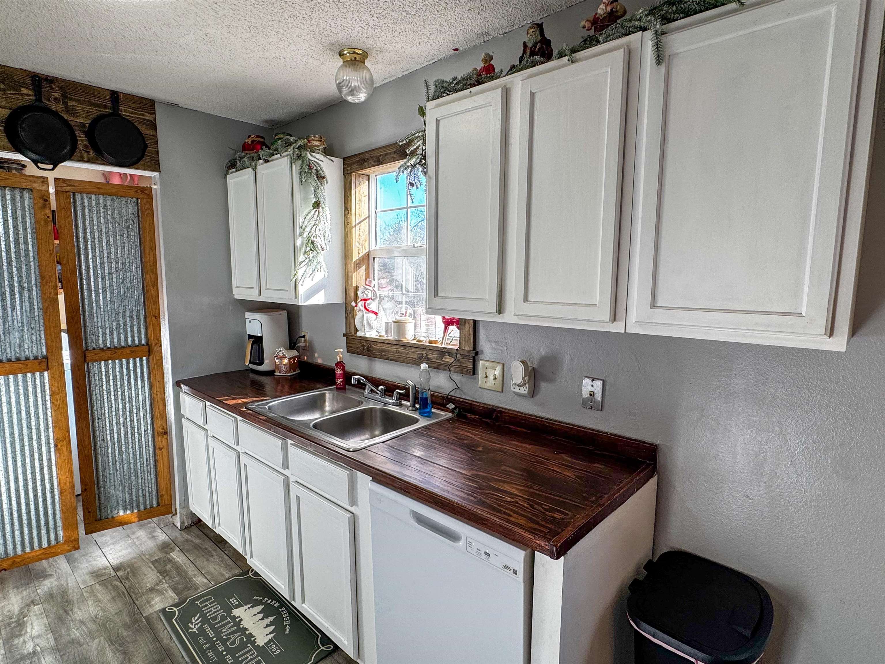 Photo 15 - Residential for sale – 243  Medley Rd   Evening Shade, AR