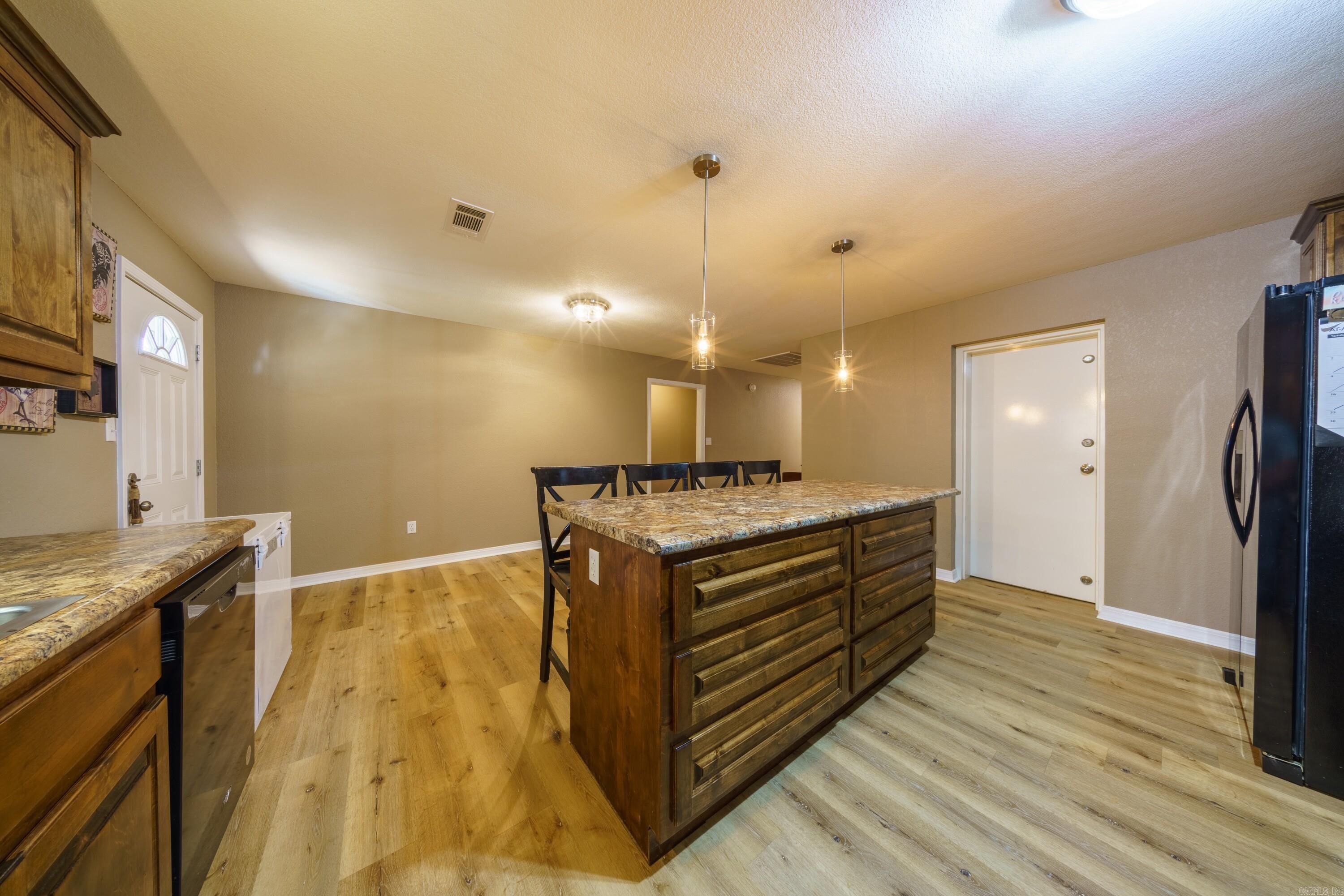 Photo 10 - Residential for sale – 800  Strawberry River Road   Smithville, AR