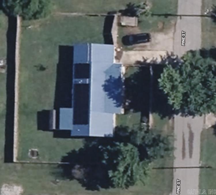 Photo 3 - Residential for sale – 56  Pine   Melbourne, AR