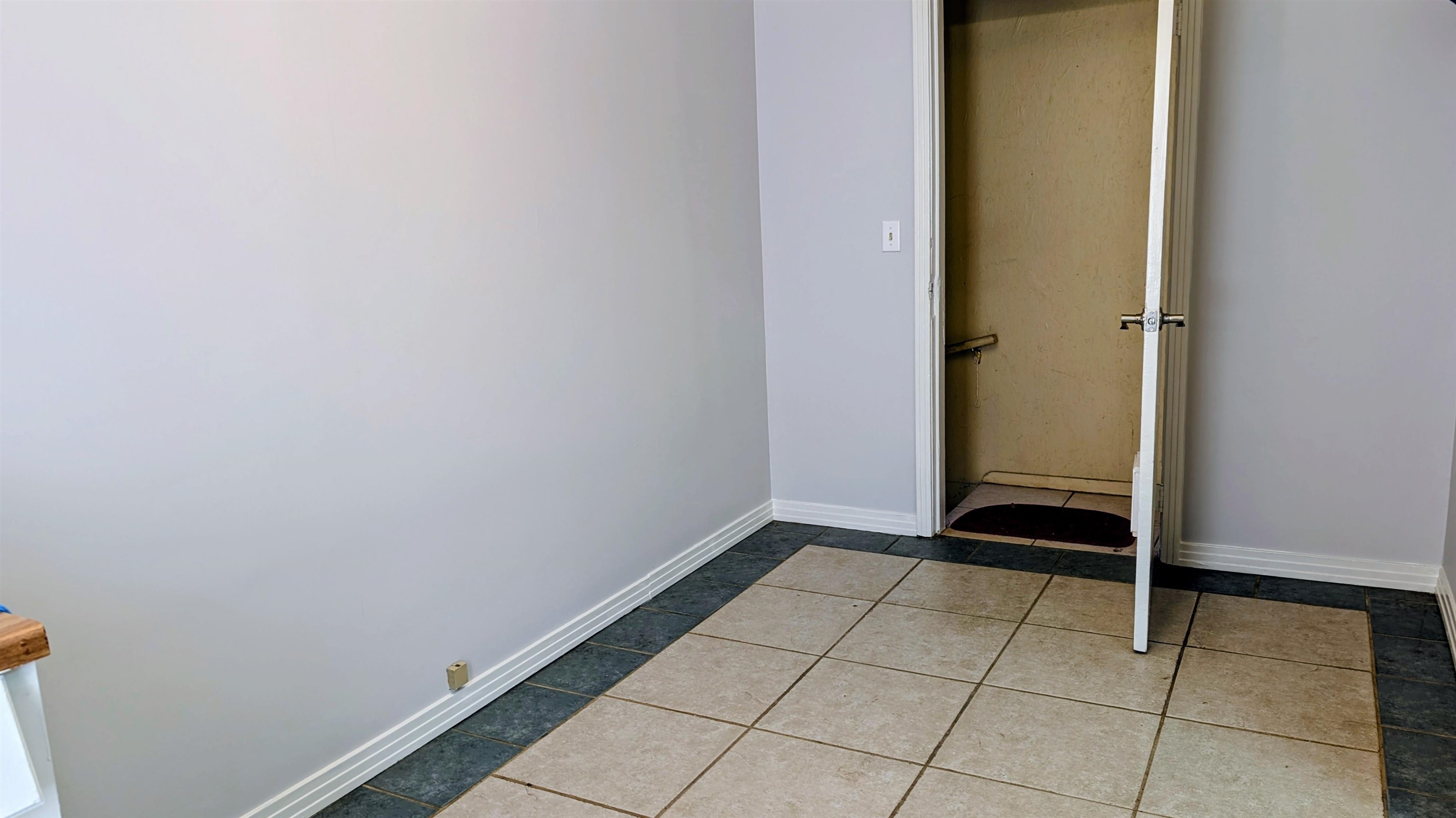 Photo 12 - Residential for sale – 32 E Main   Ash Flat, AR