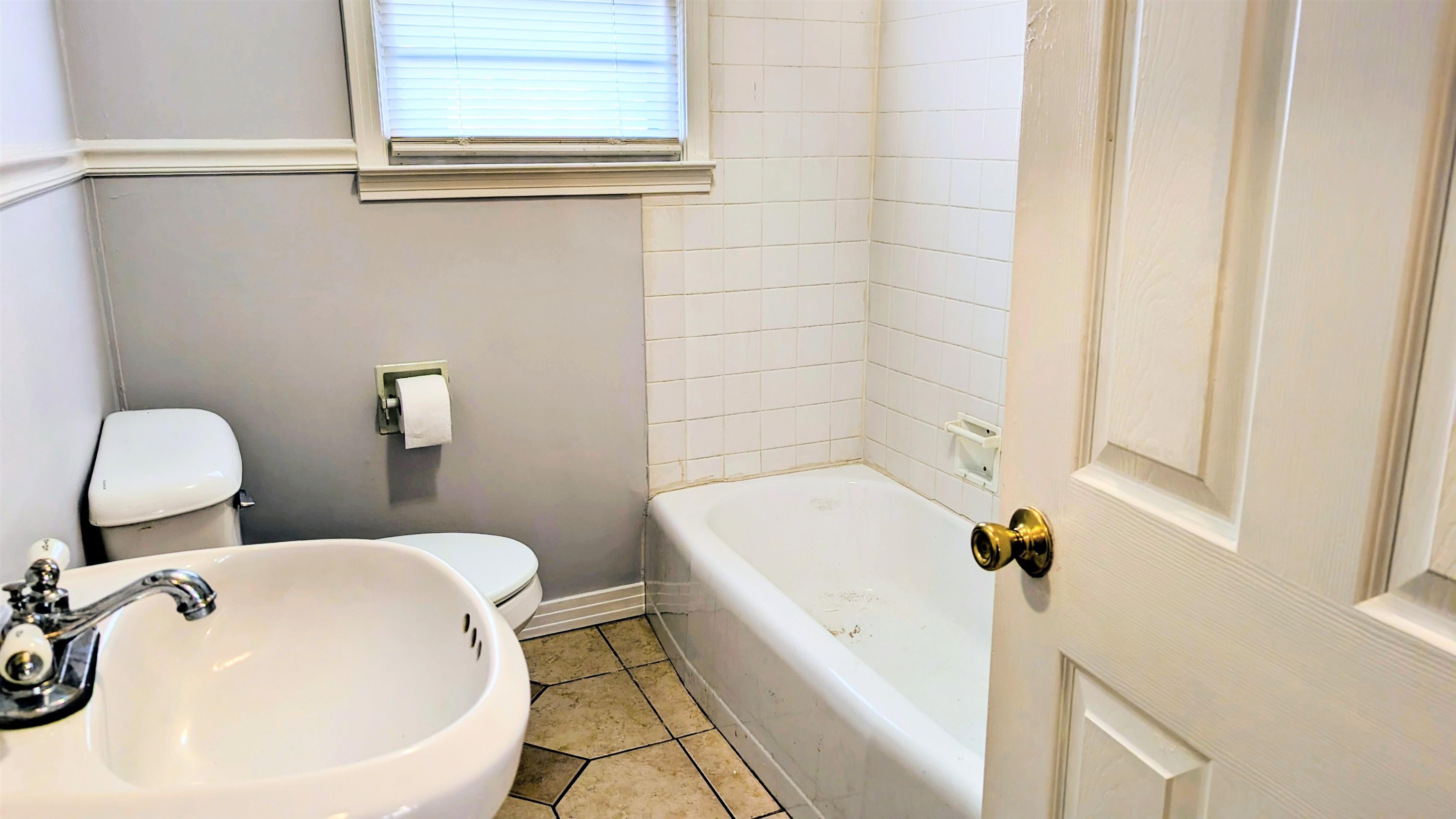 Photo 17 - Residential for sale – 32 E Main   Ash Flat, AR