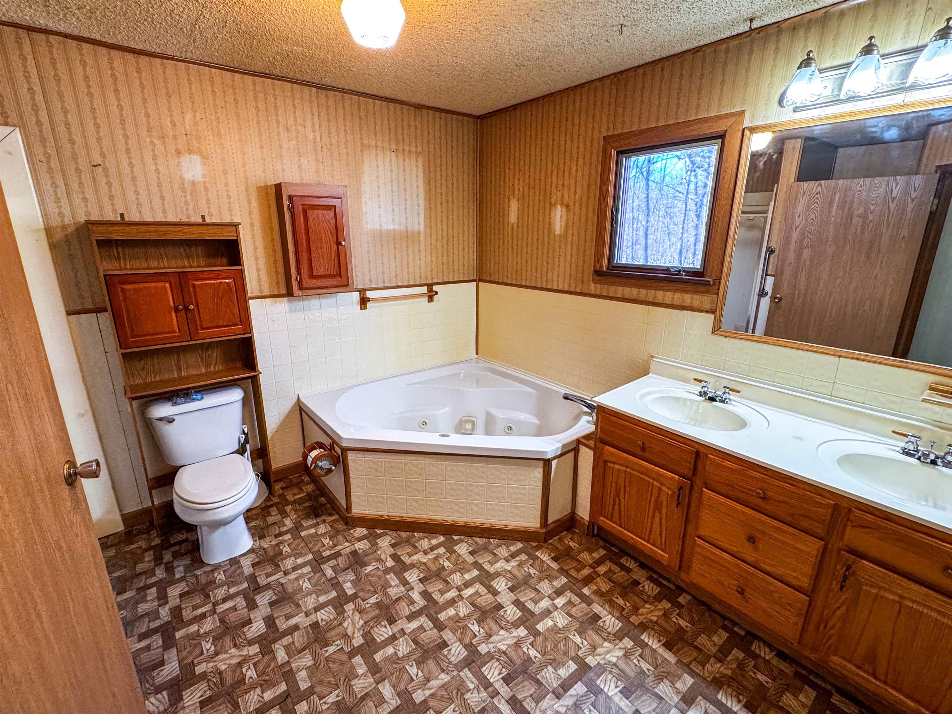 Photo 10 - Residential for sale – 47  Summit Ridge Ln   Williford, AR