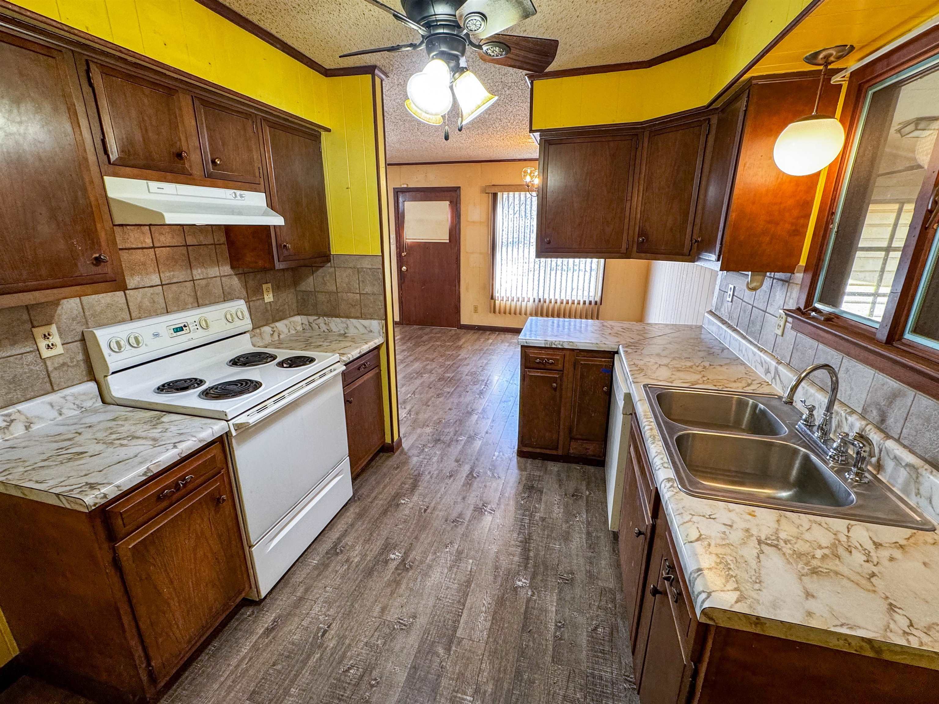 Photo 7 - Residential for sale – 47  Summit Ridge Ln   Williford, AR