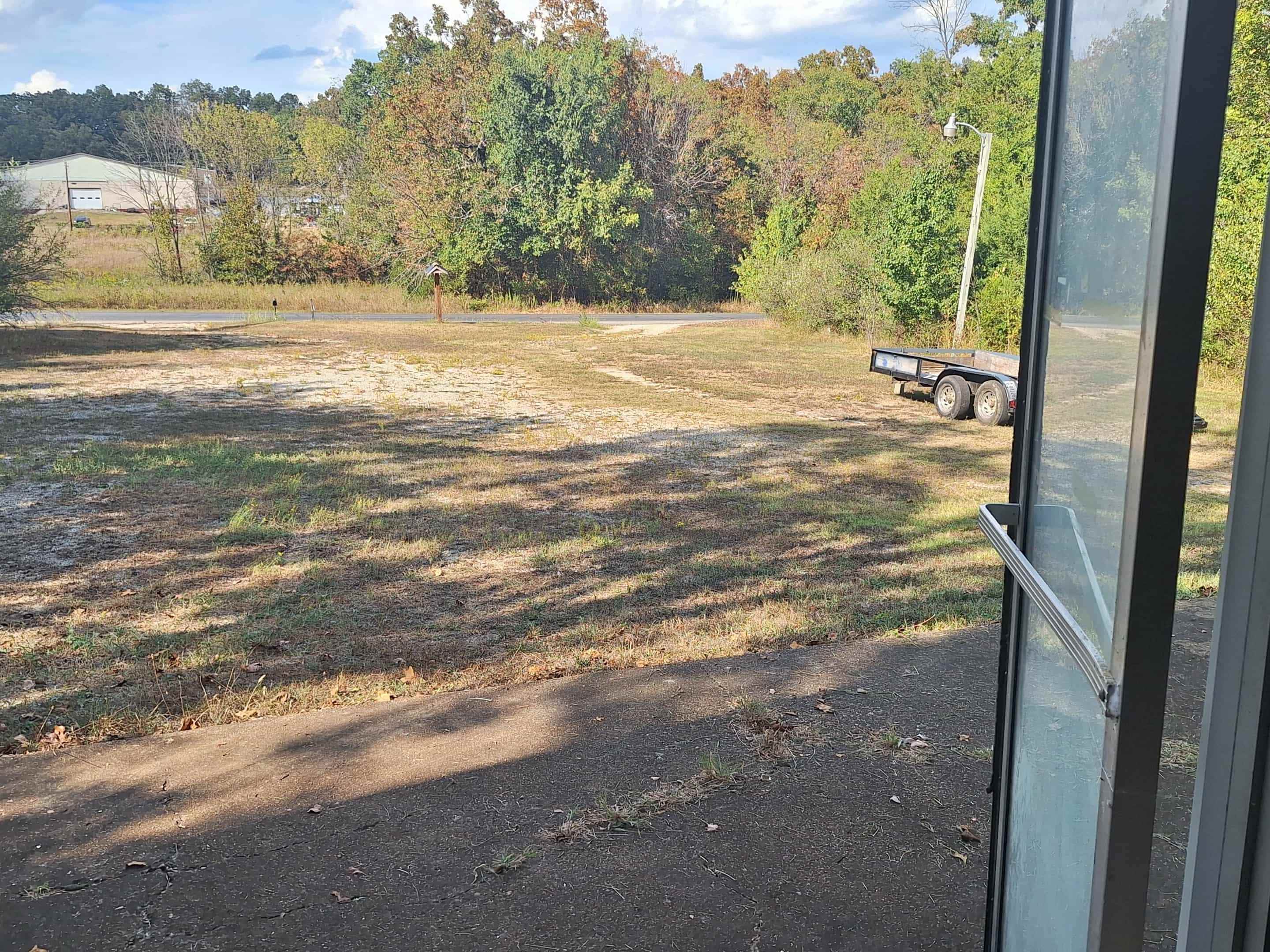 Photo 12 - Commercial / Industrial for sale – 403 W Church   Horseshoe Bend, AR