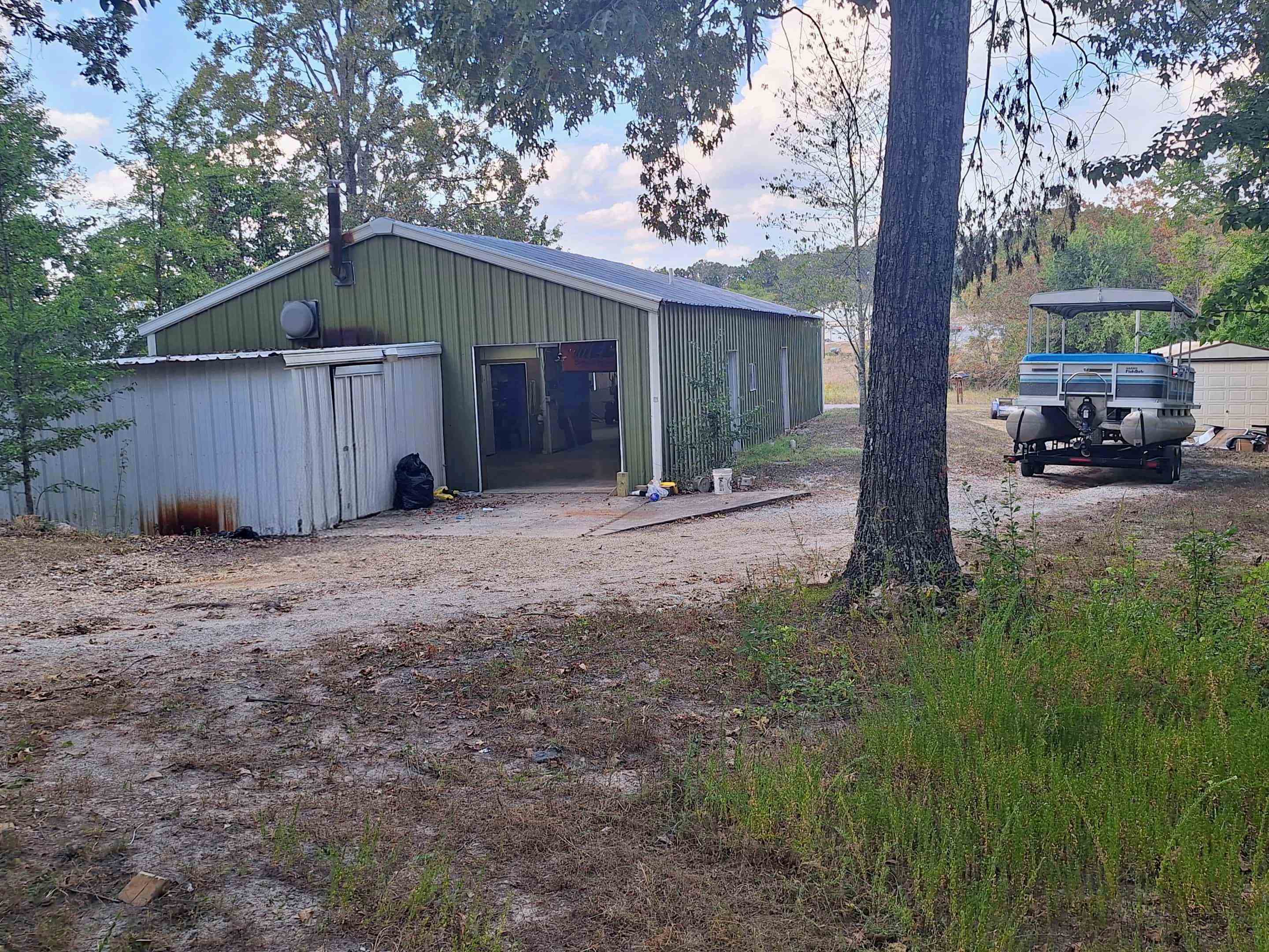 Photo 14 - Commercial / Industrial for sale – 403 W Church   Horseshoe Bend, AR