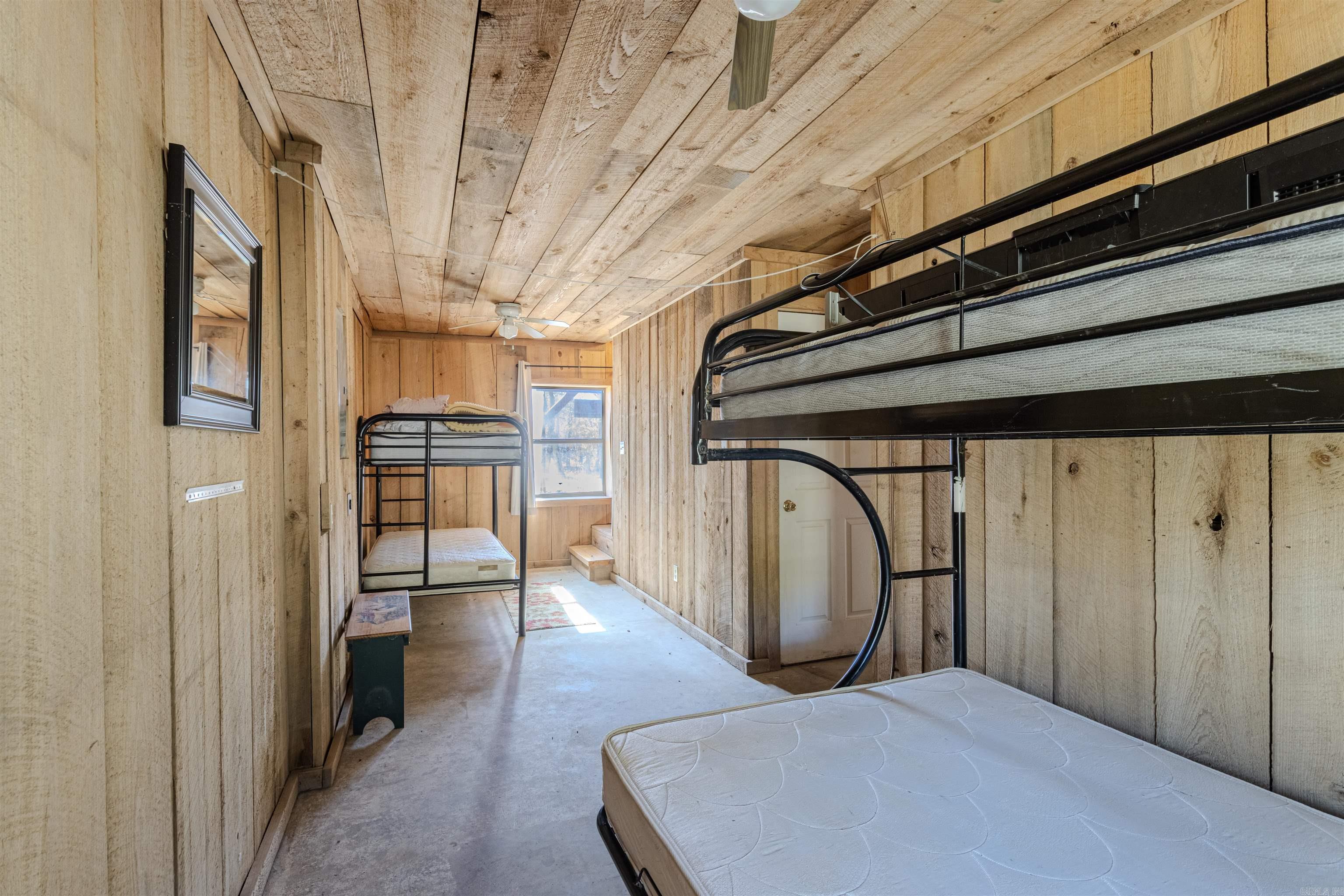 Photo 11 - Residential for sale – 947  Saddler Falls   Mammoth Spring, AR