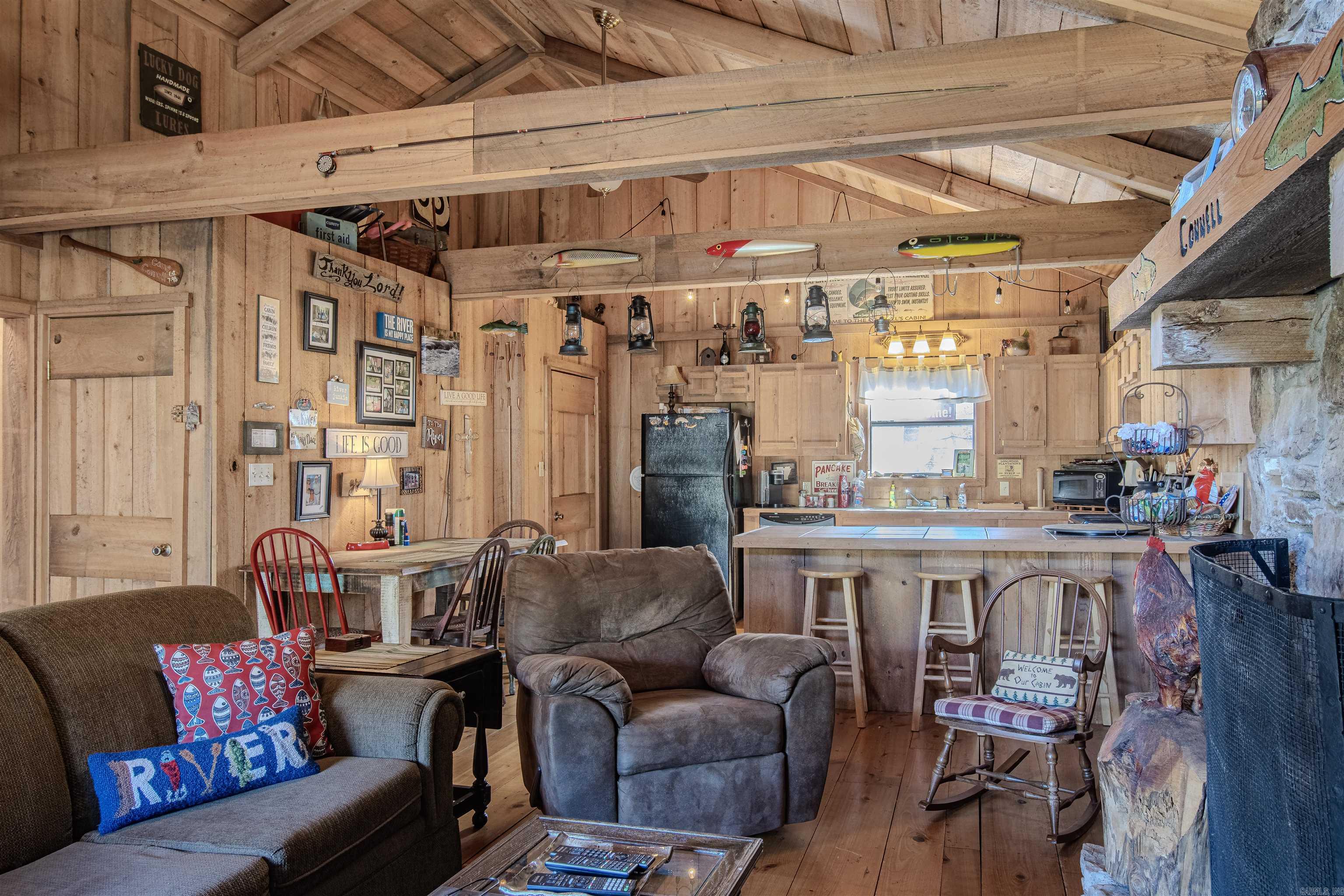 Photo 18 - Residential for sale – 947  Saddler Falls   Mammoth Spring, AR