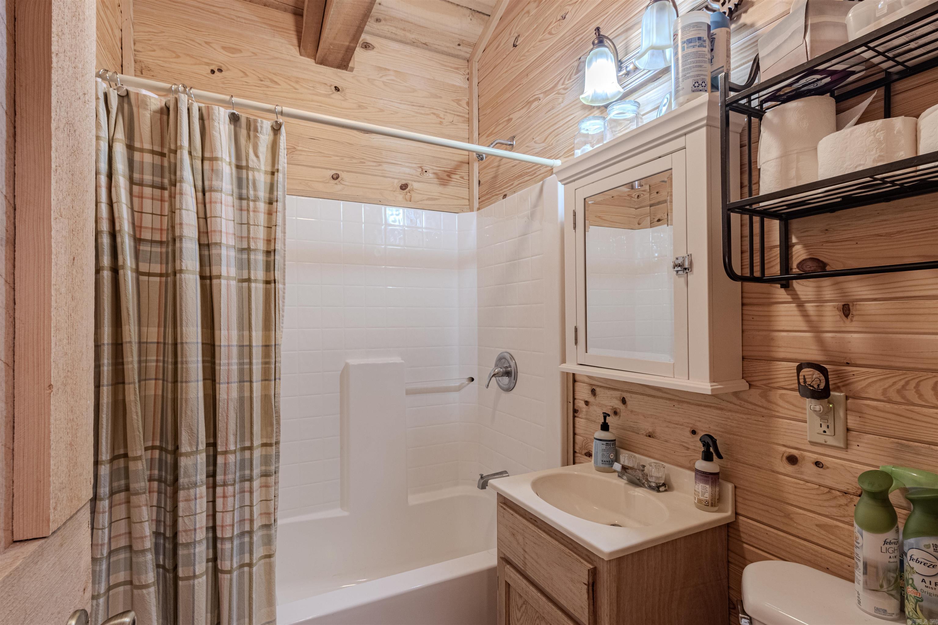 Photo 23 - Residential for sale – 947  Saddler Falls   Mammoth Spring, AR