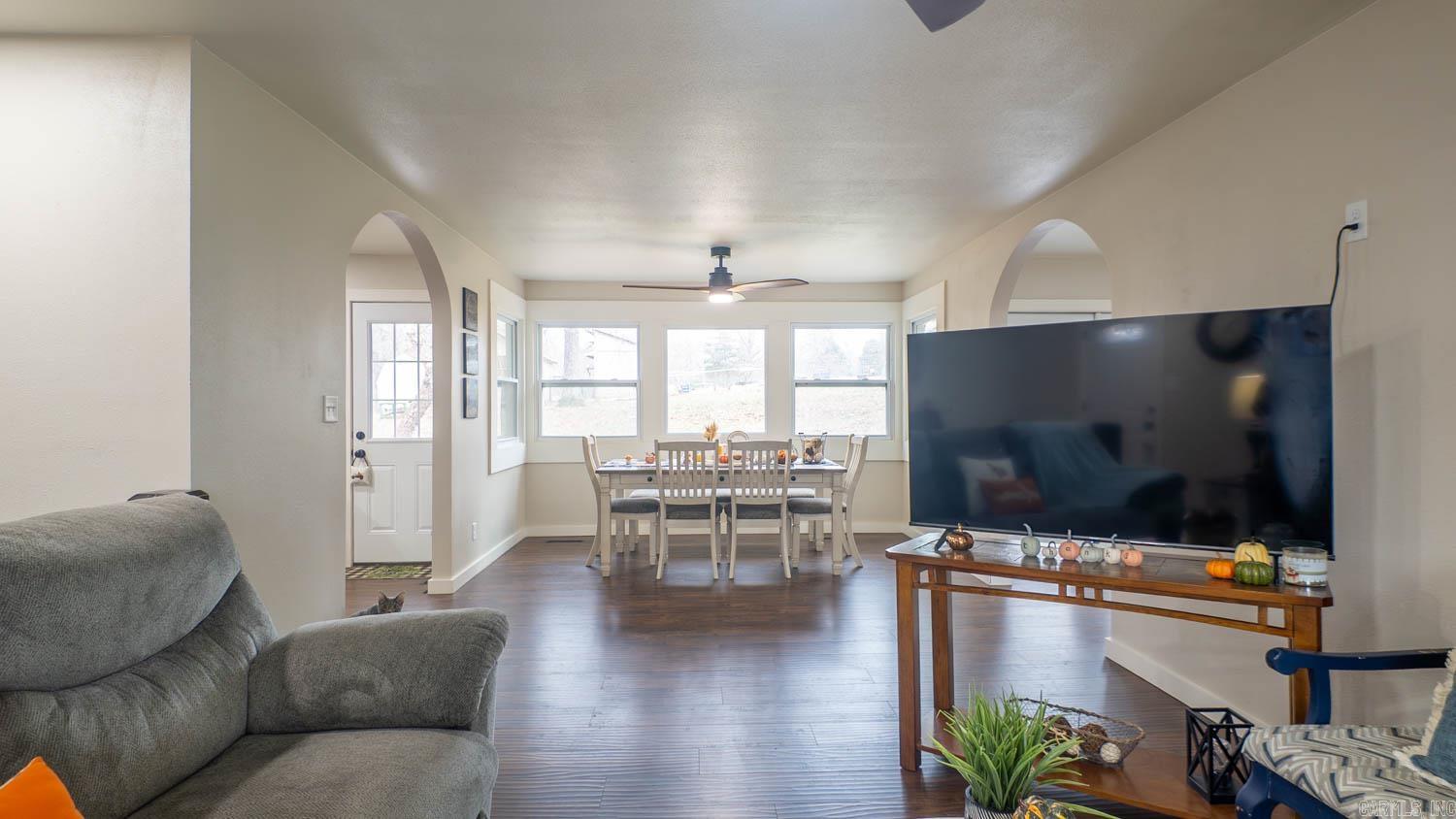 Photo 11 - Residential for sale – 390  Hidden Hill Road   Mammoth Spring, AR