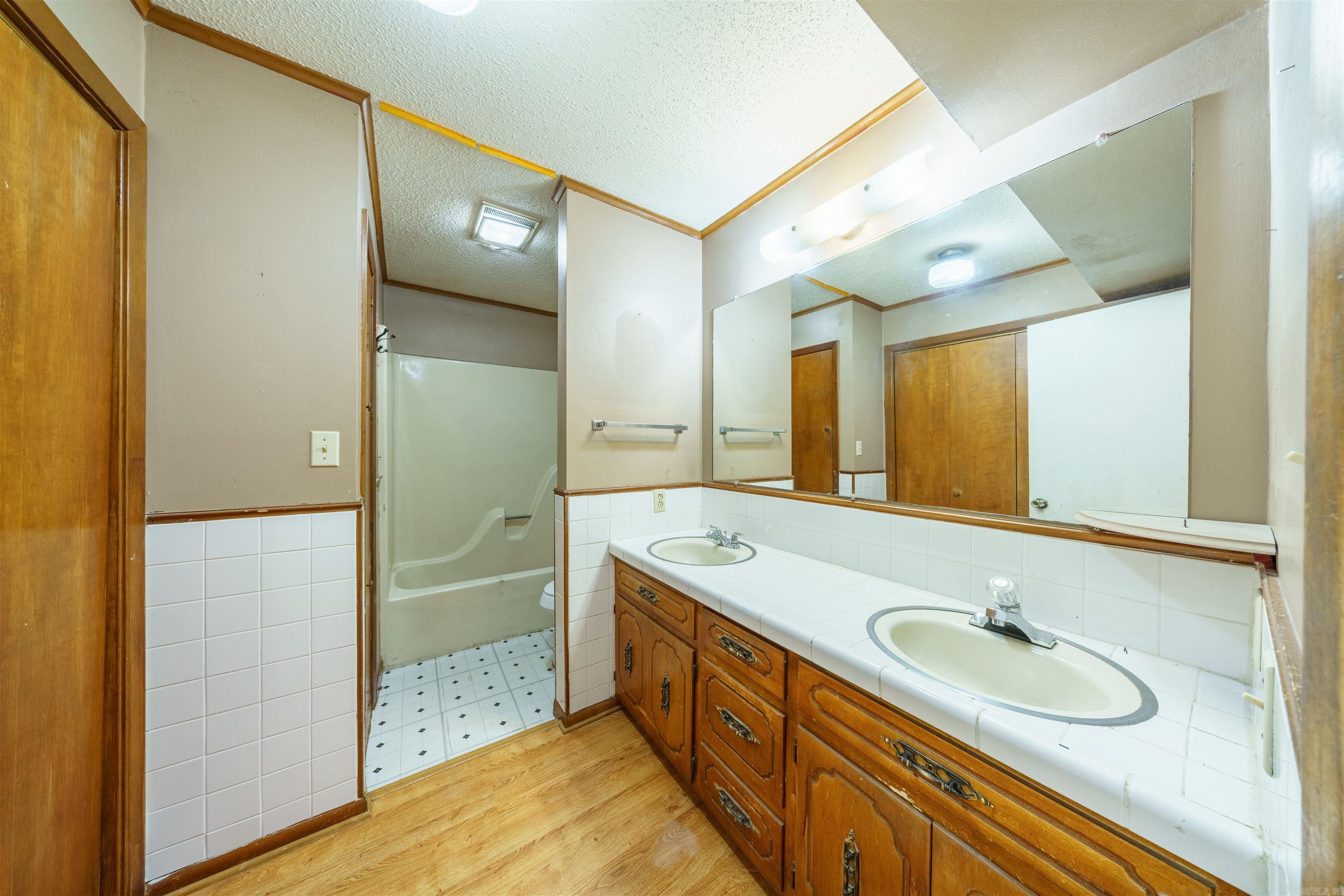 Photo 11 - Residential for sale – 112  Stacey   Batesville, AR