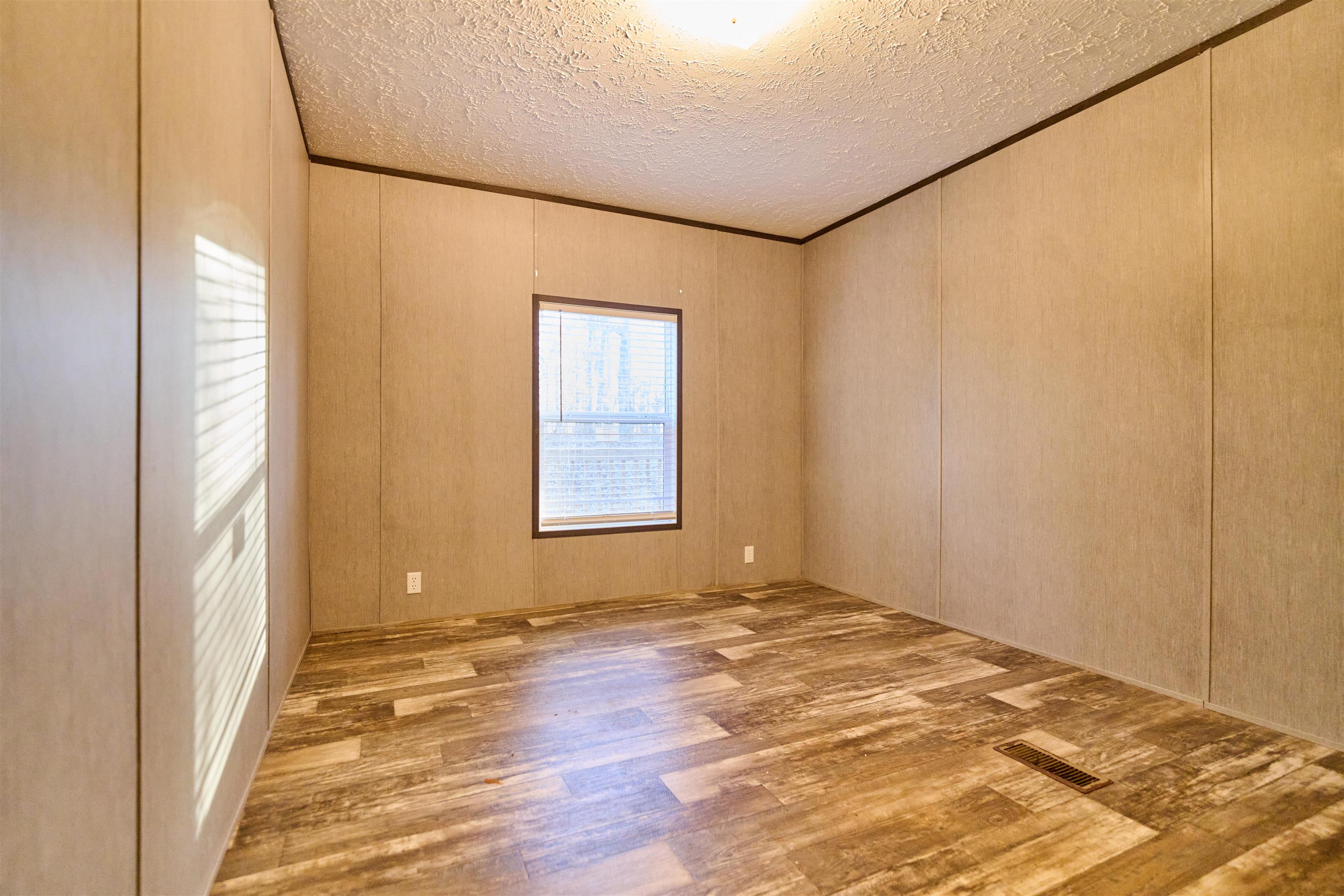 Photo 18 - Residential for sale – 649  Needles Eye Trl   Mammoth Spring, AR