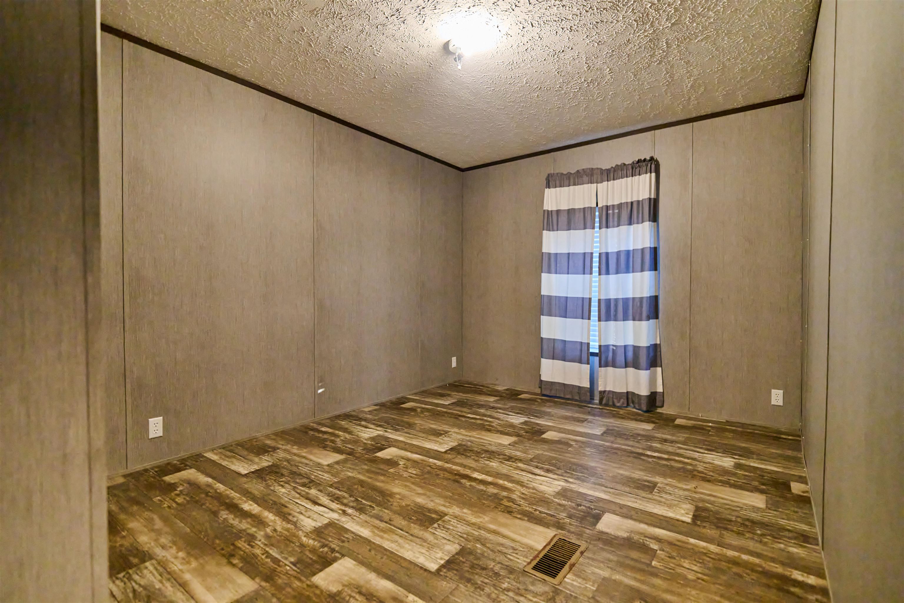 Photo 20 - Residential for sale – 649  Needles Eye Trl   Mammoth Spring, AR