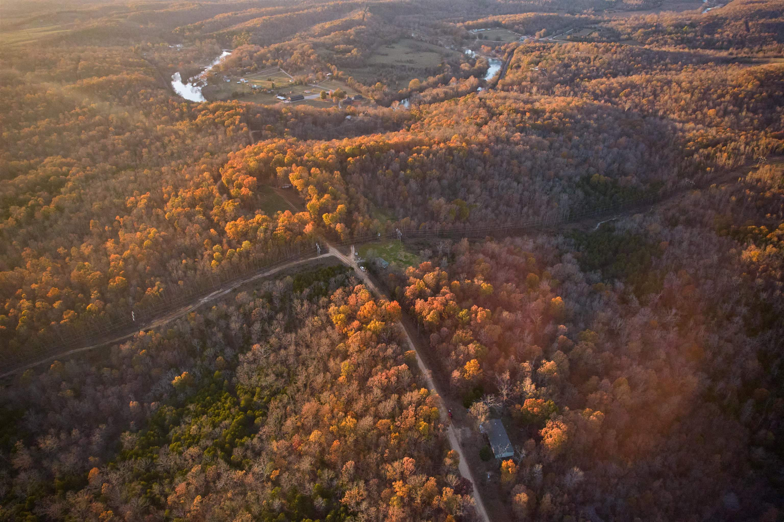 Photo 3 - Residential for sale – 649  Needles Eye Trl   Mammoth Spring, AR